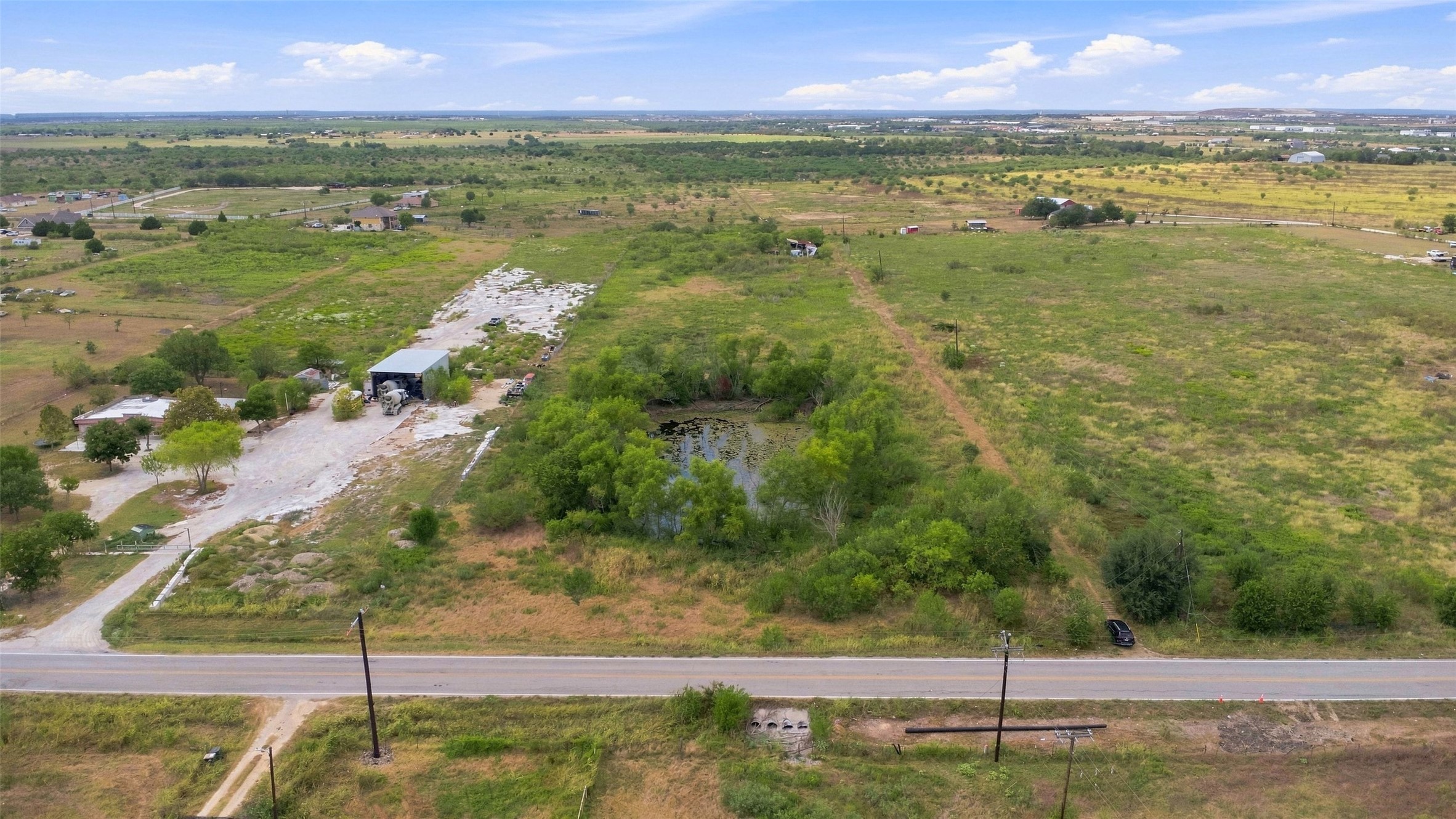 main property photo 8