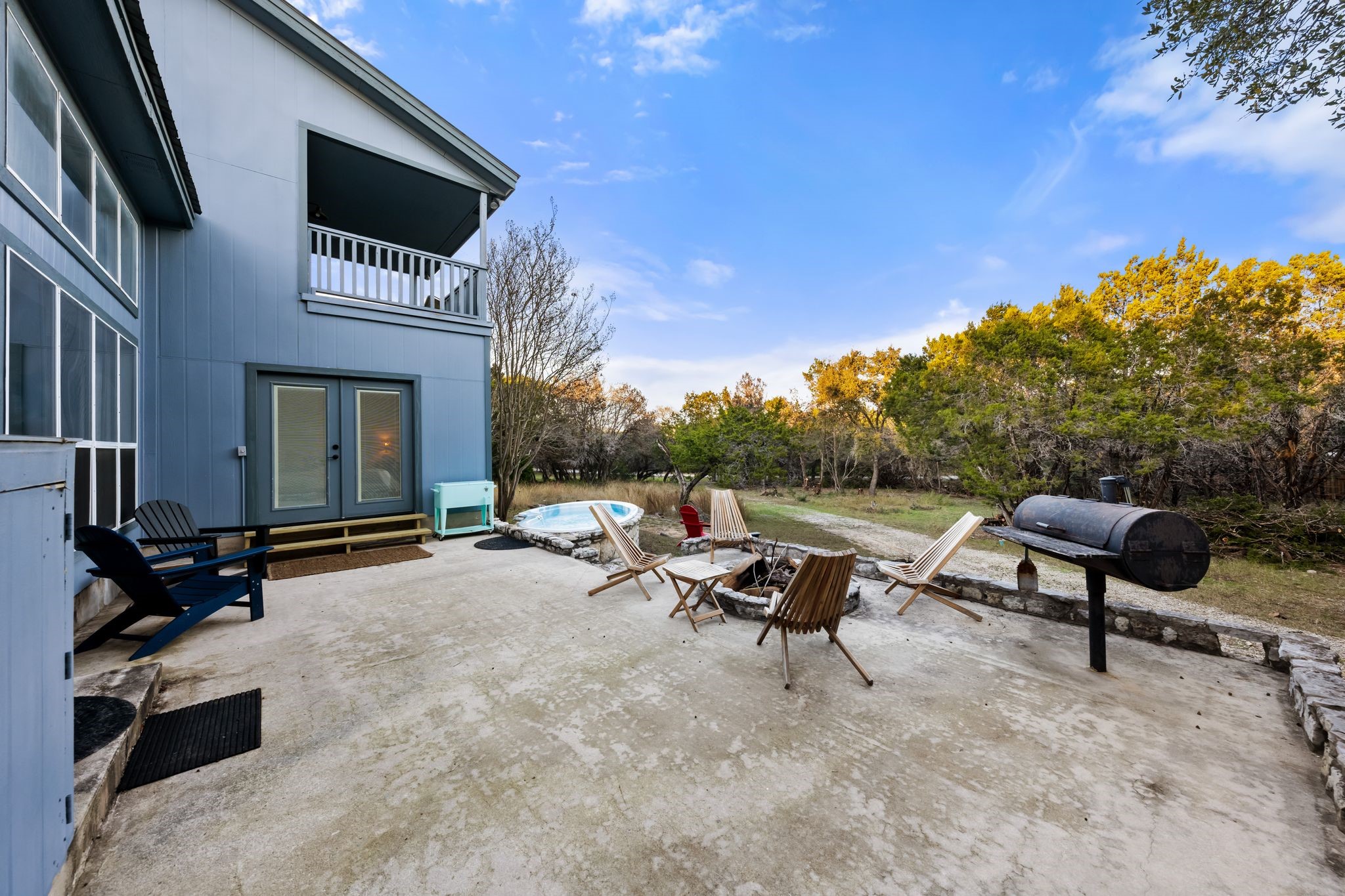 main property photo 33