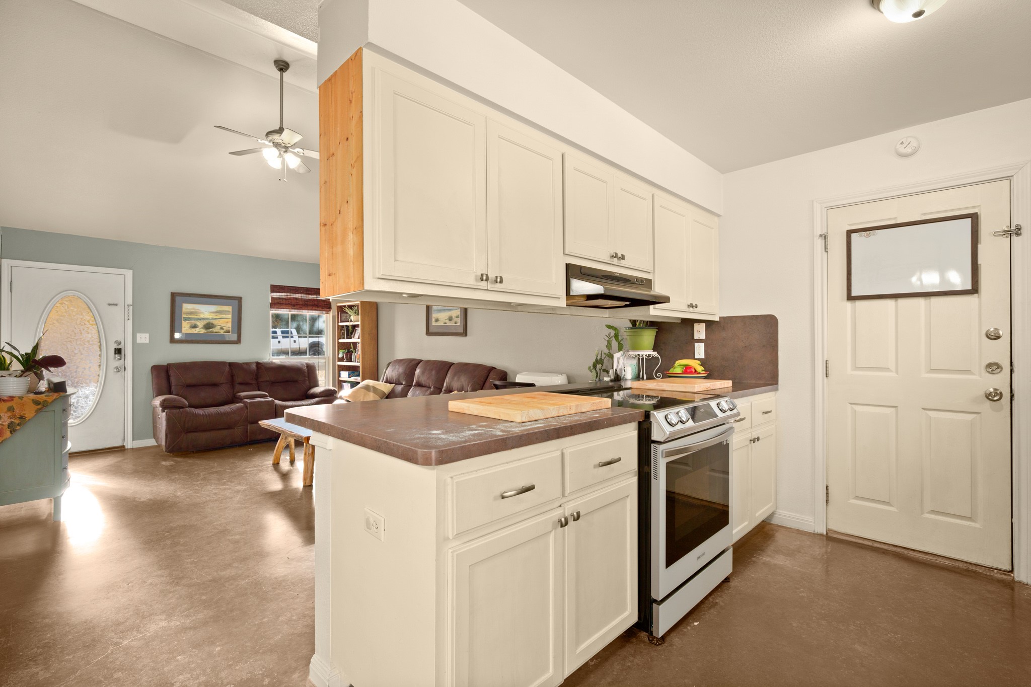 main property photo 16