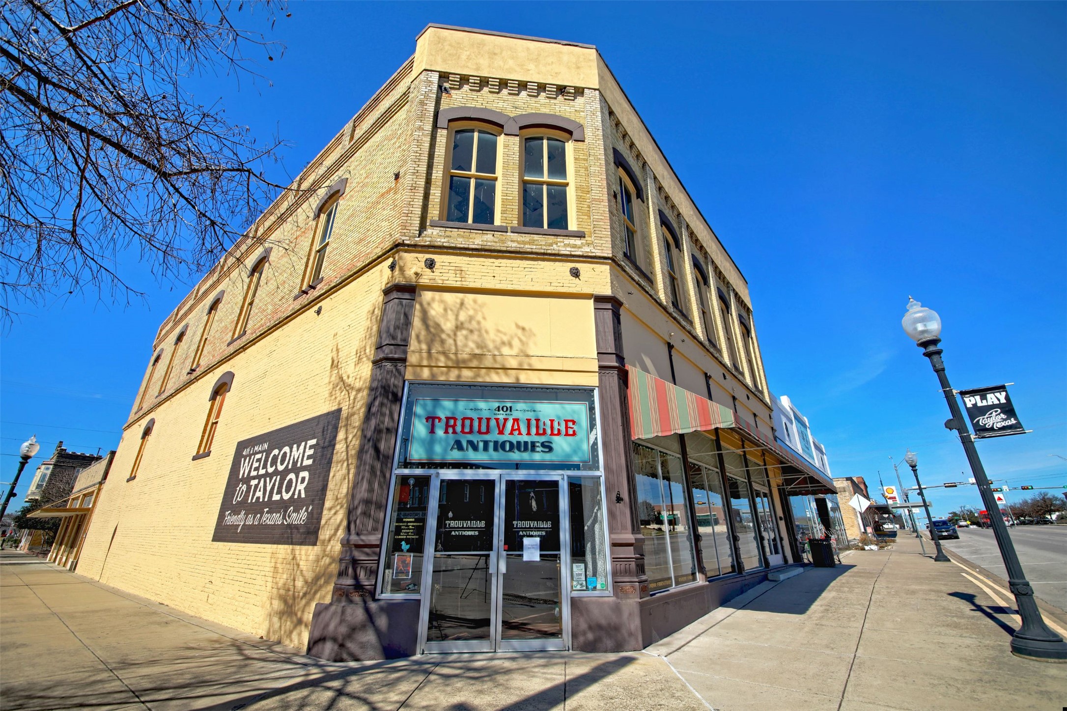 main property photo 2