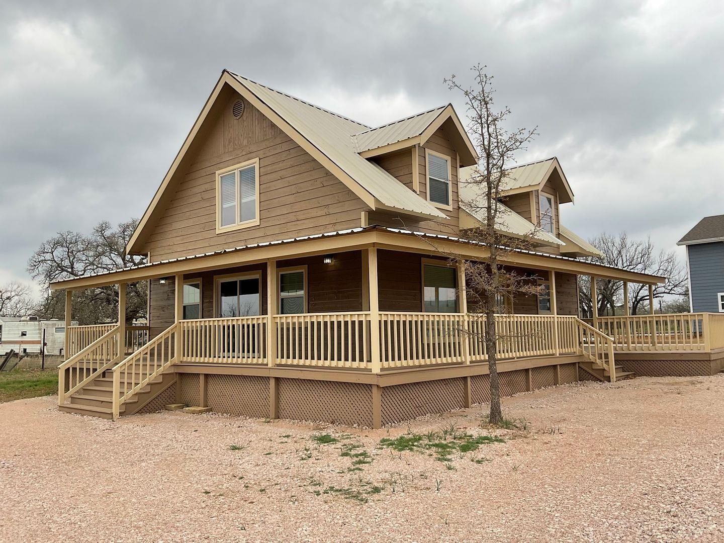 main property photo 21