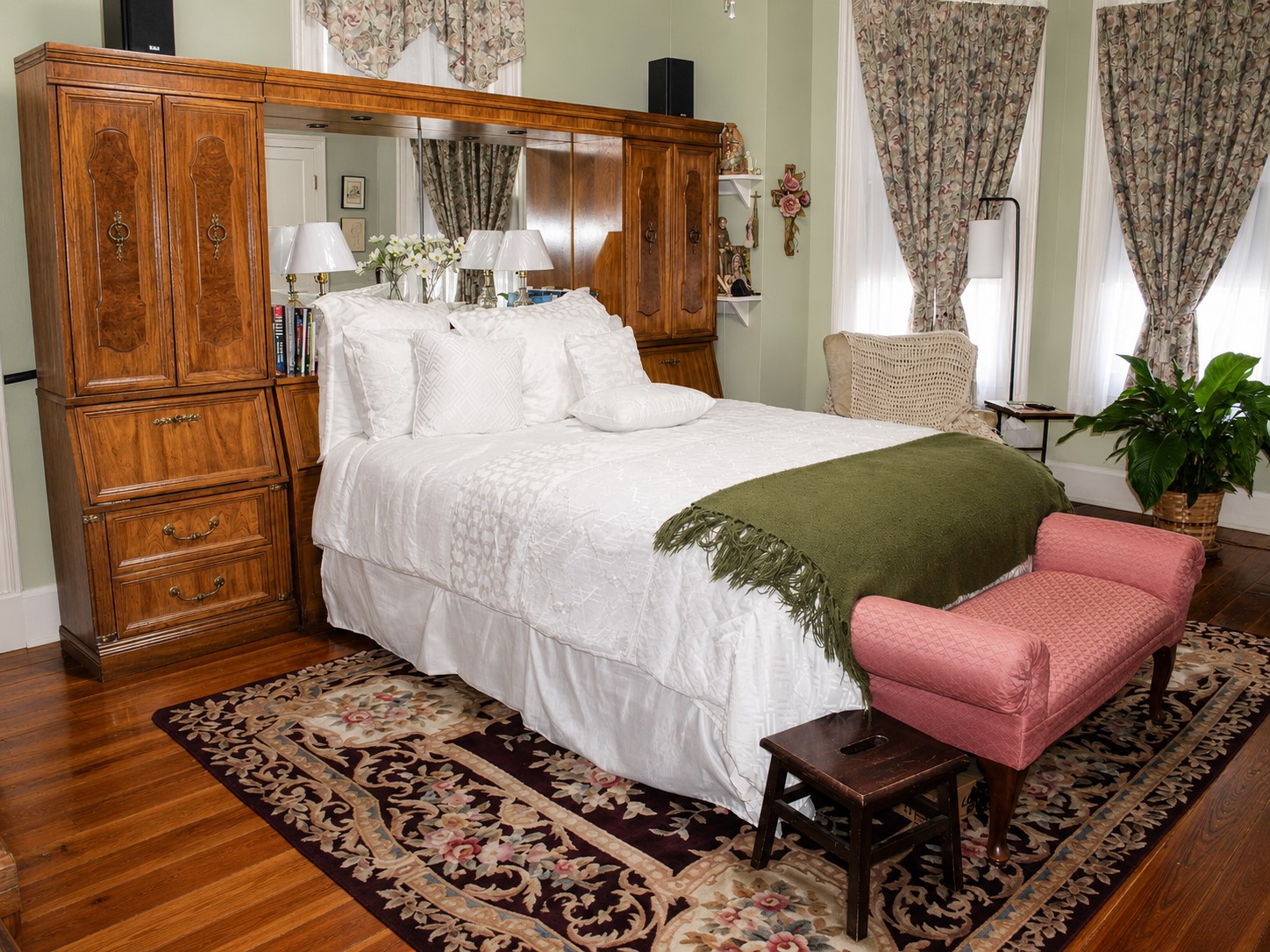 main property photo 10