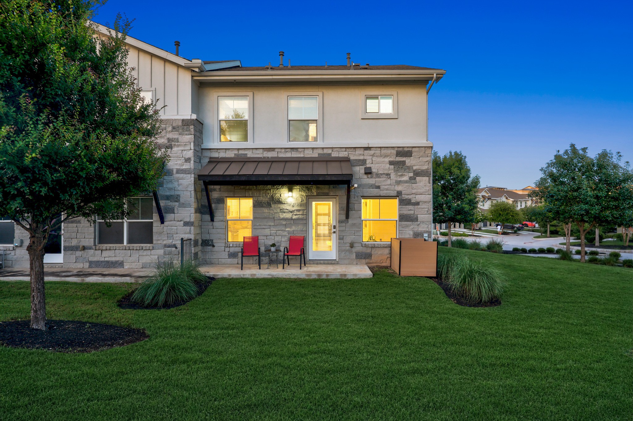 main property photo 17