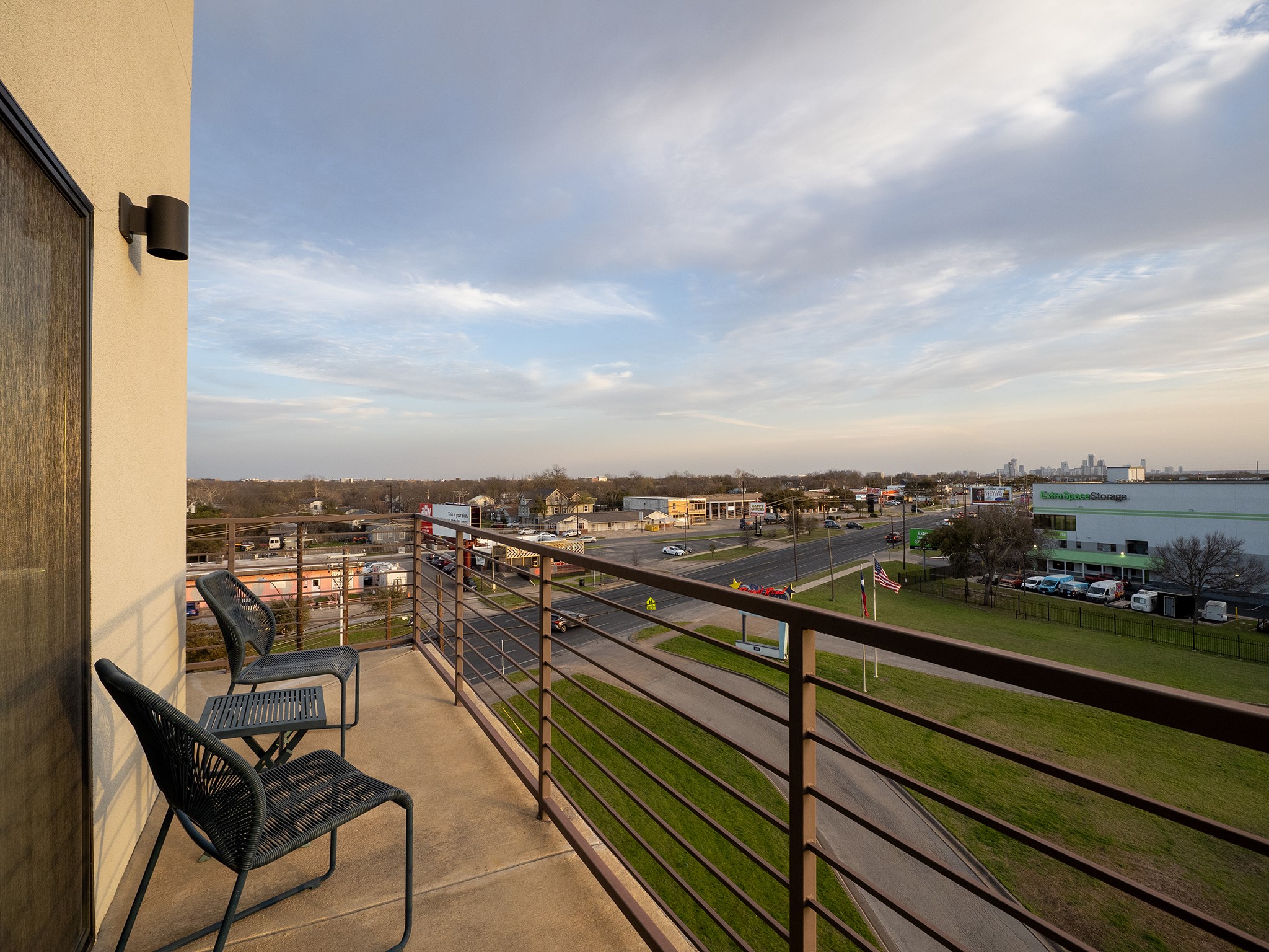 main property photo 22