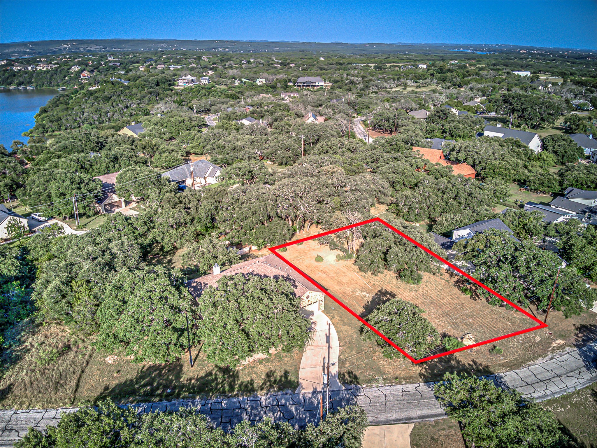 main property photo 16