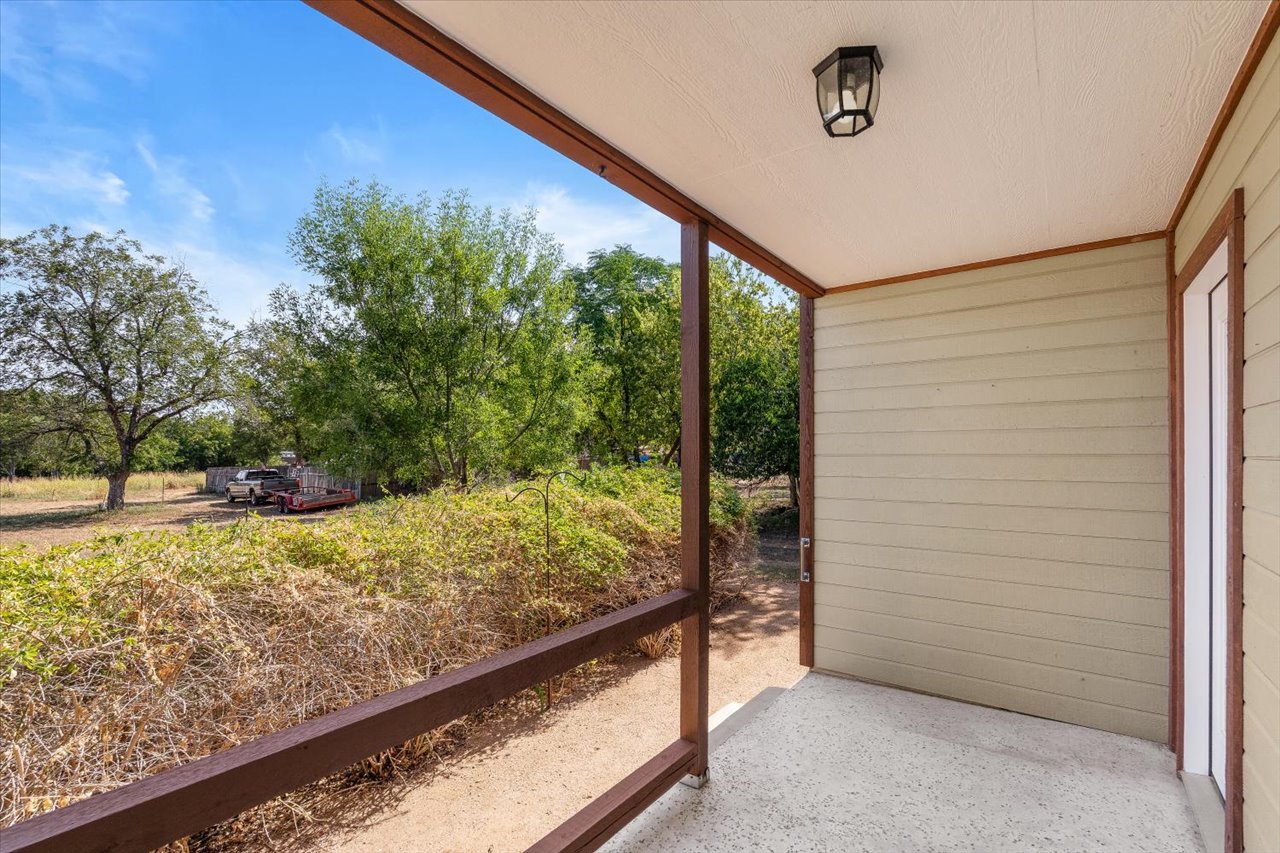 main property photo 29