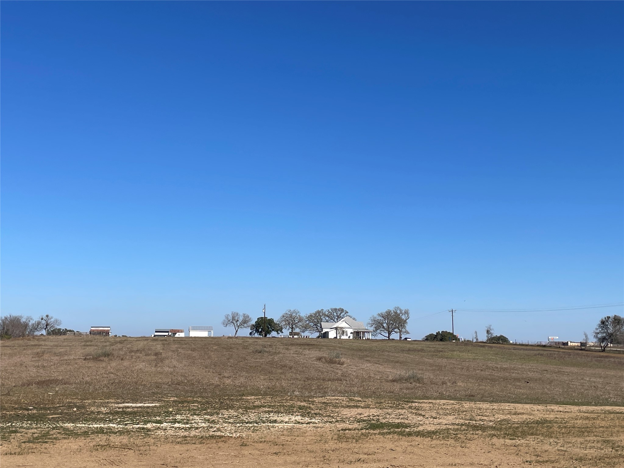 main property photo 11