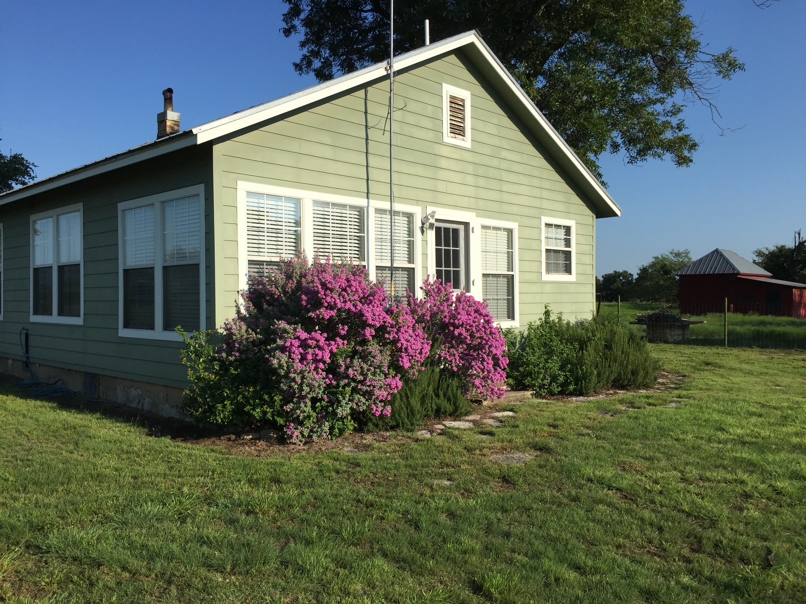 main property photo 5