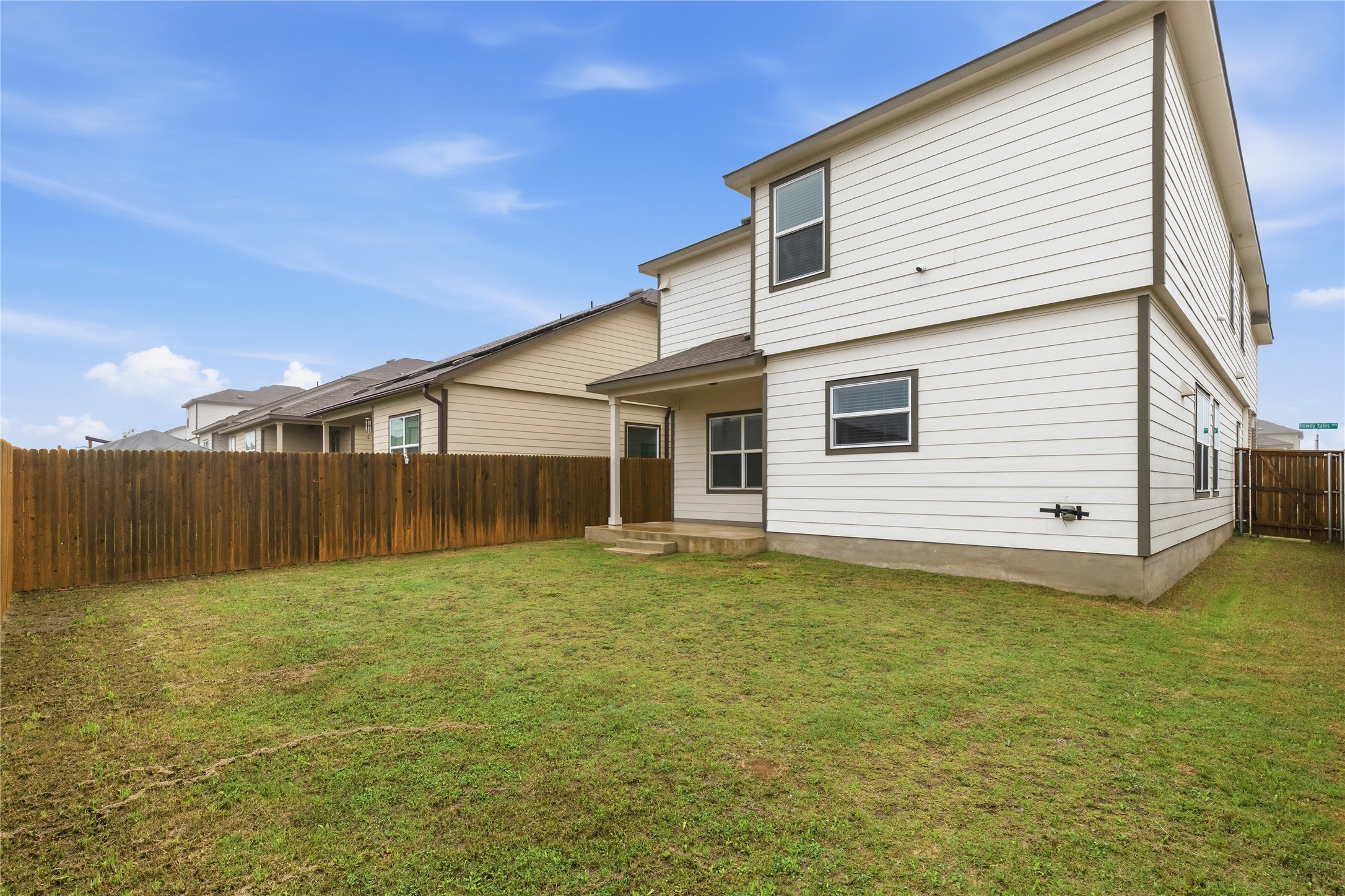 main property photo 27