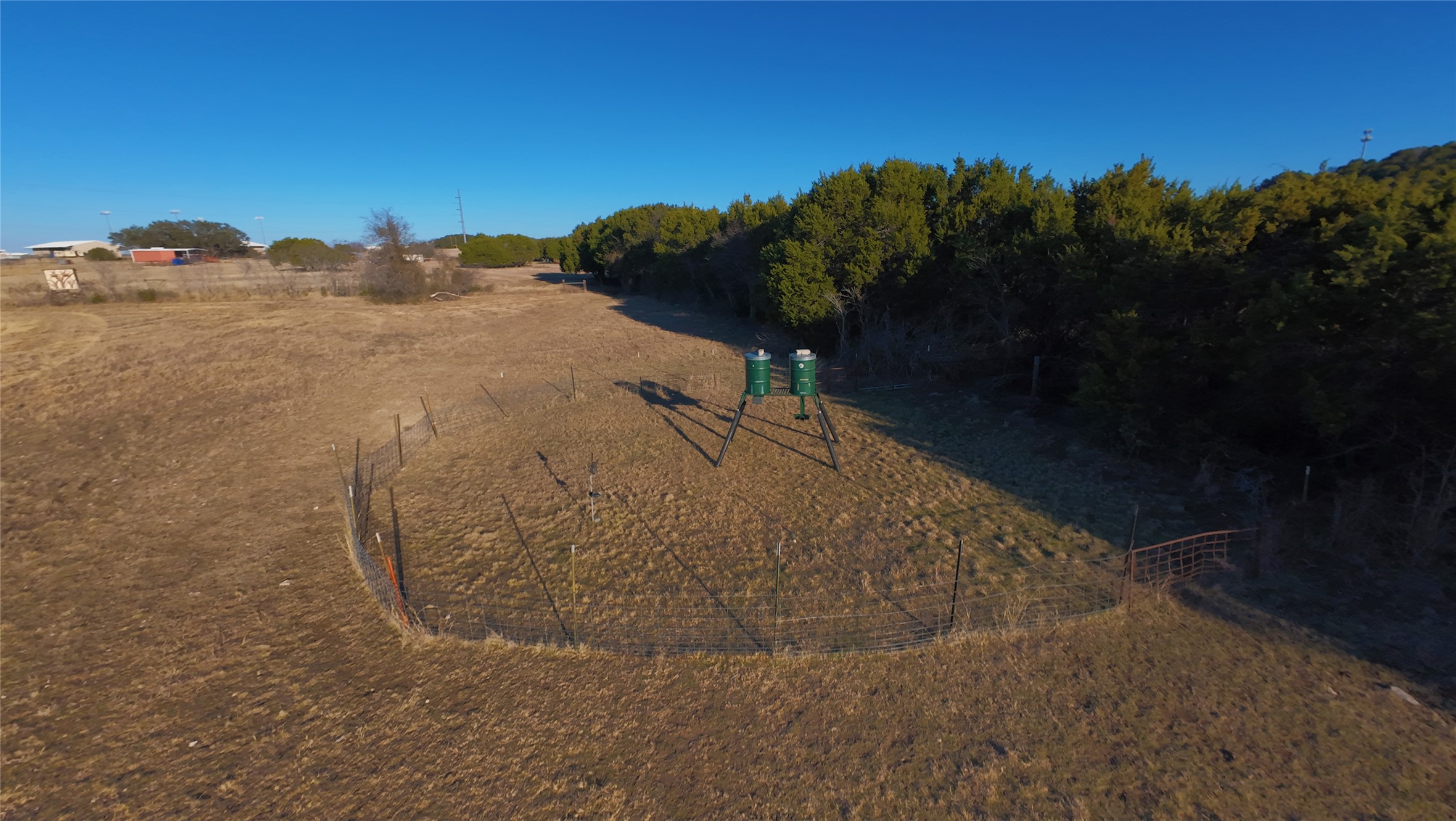 main property photo 10