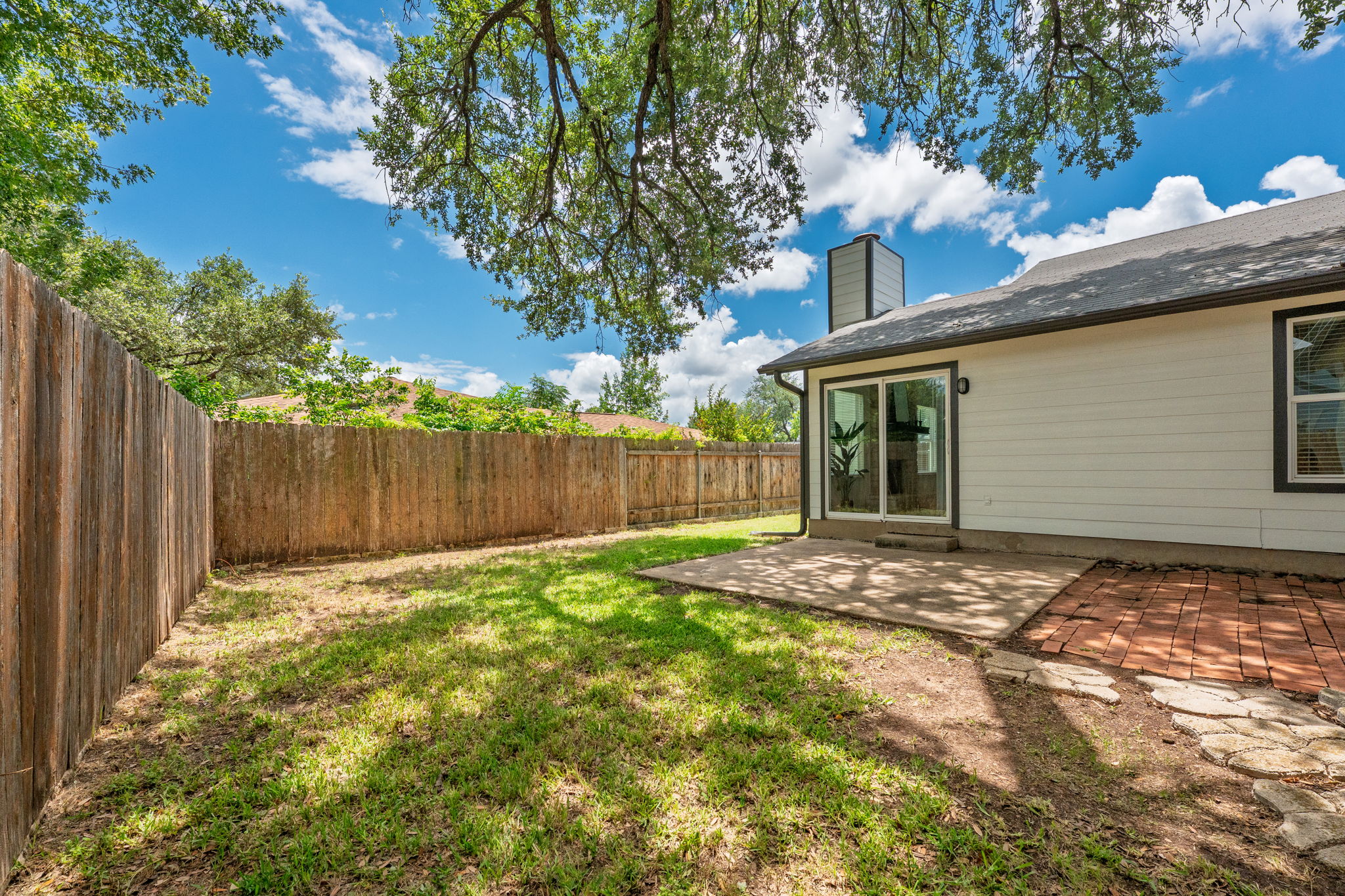 main property photo 29