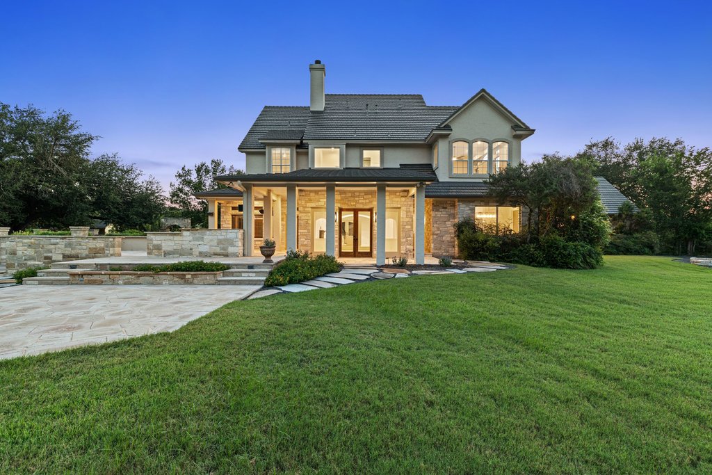 main property photo 37
