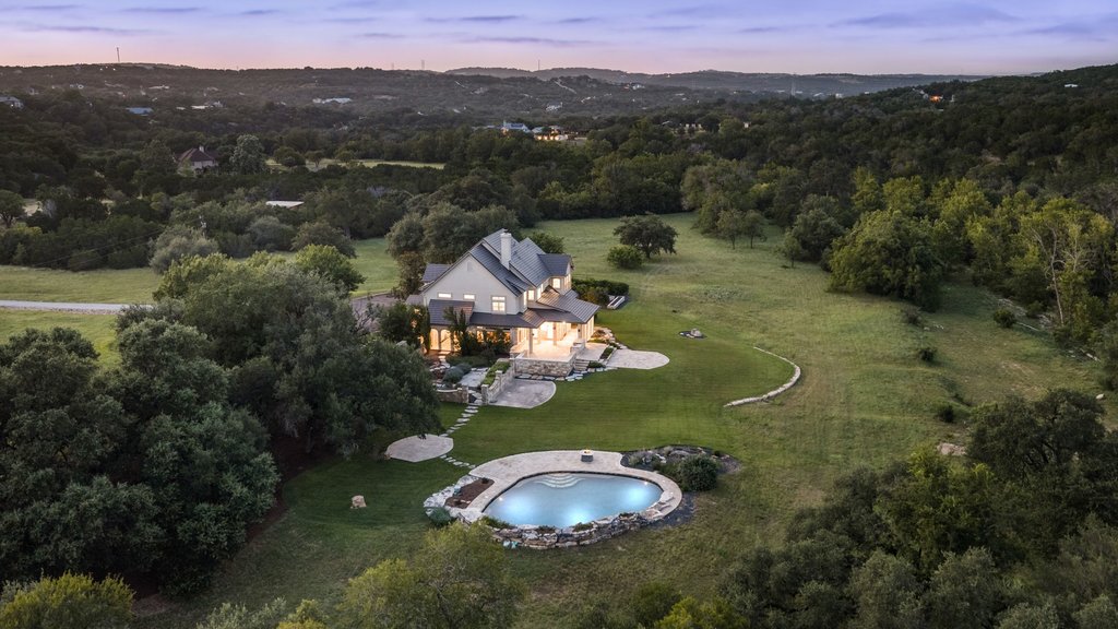 main property photo 38