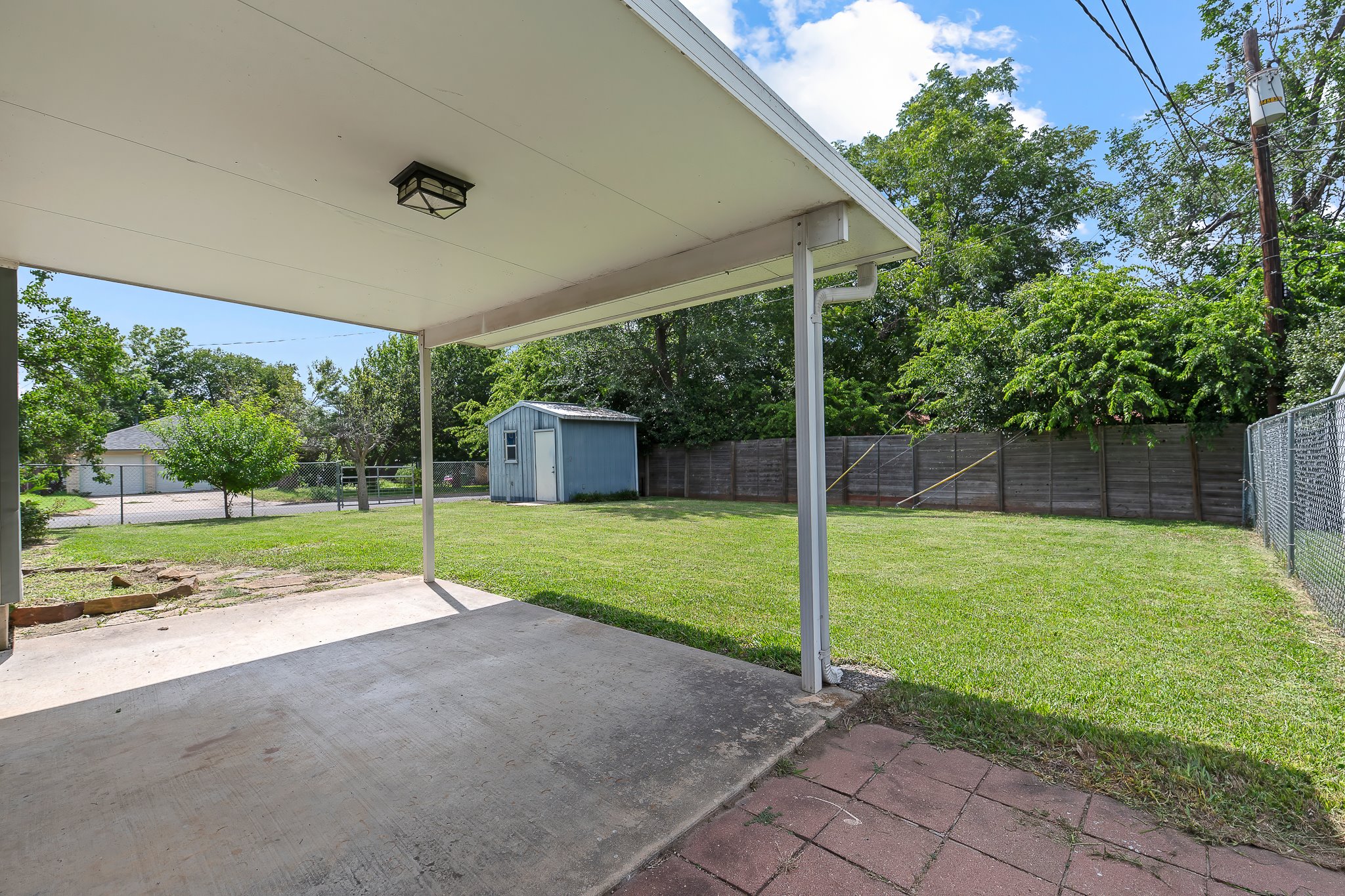 main property photo 15