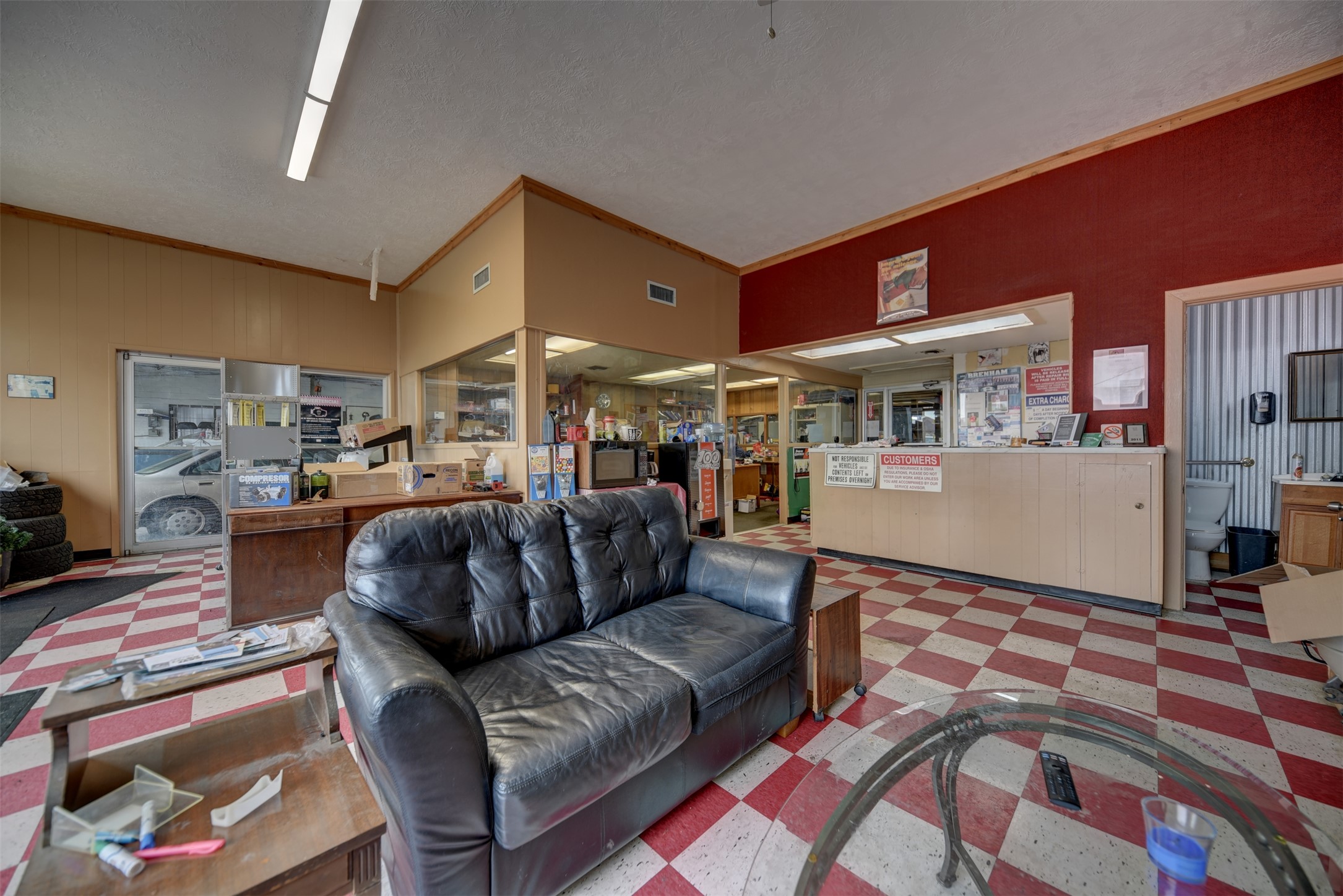 main property photo 31