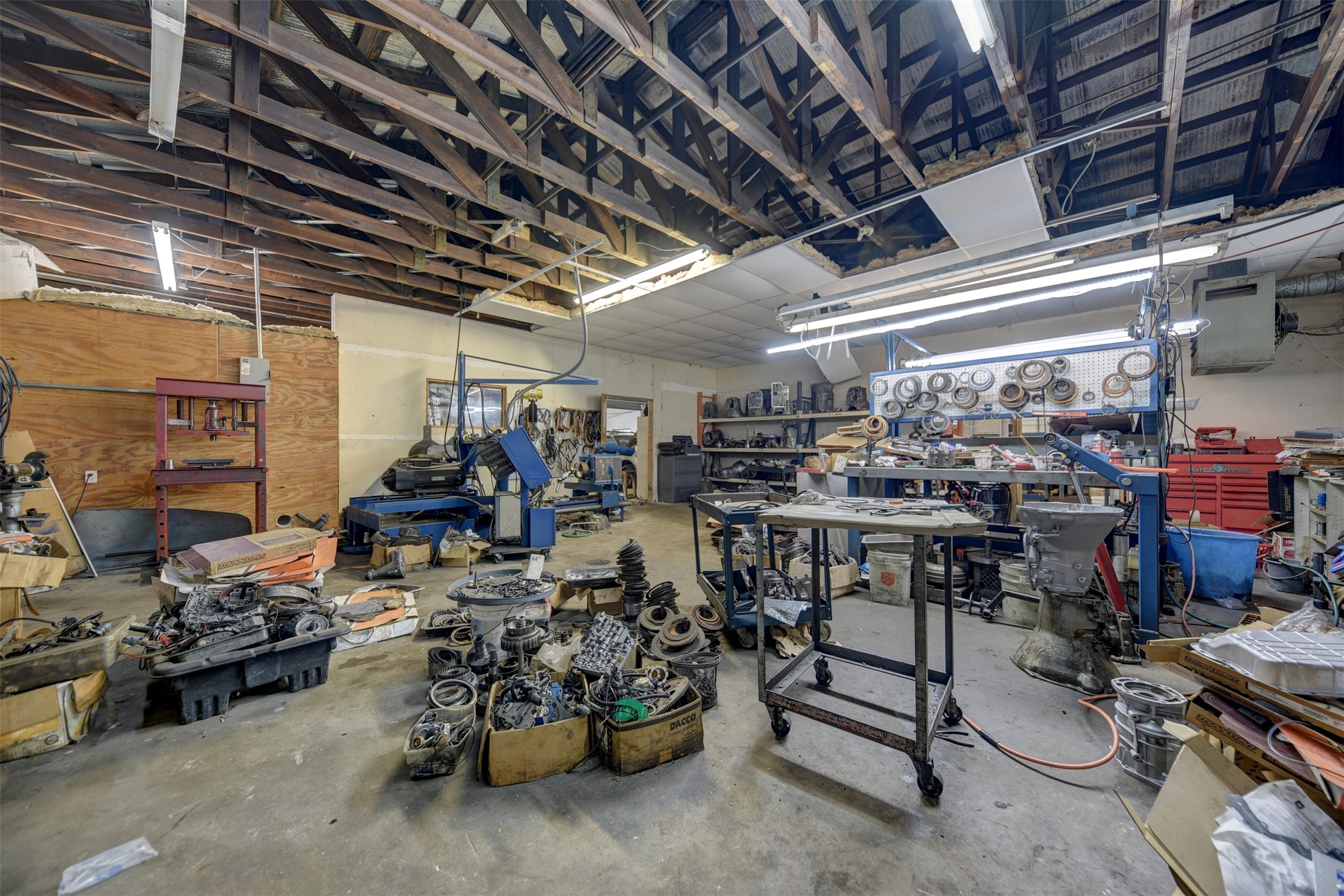 main property photo 34