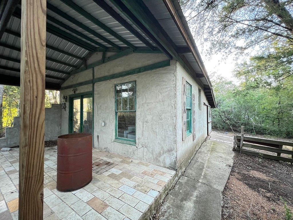 main property photo 9