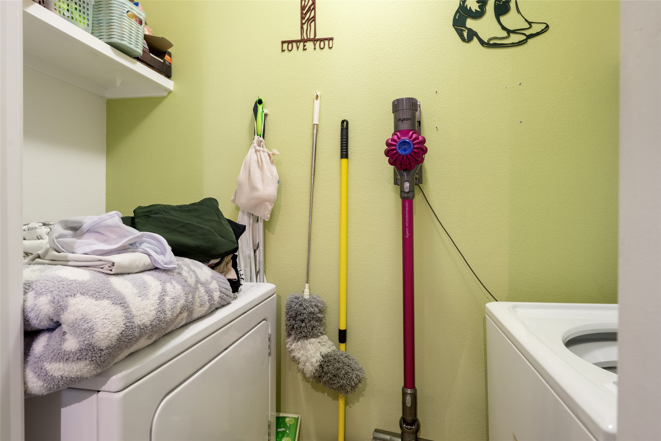 main property photo 13