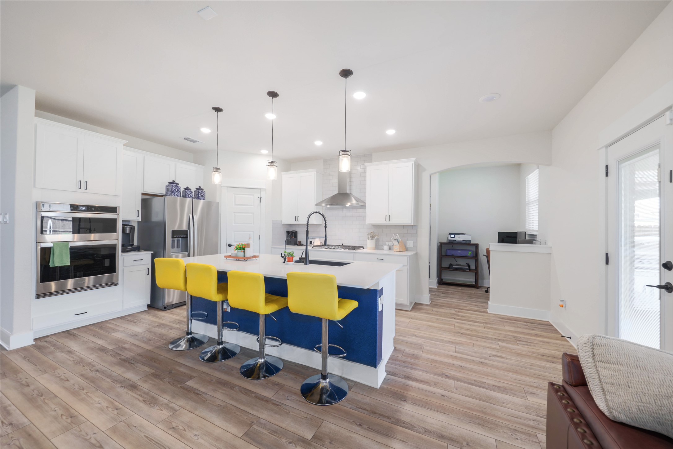 main property photo 4