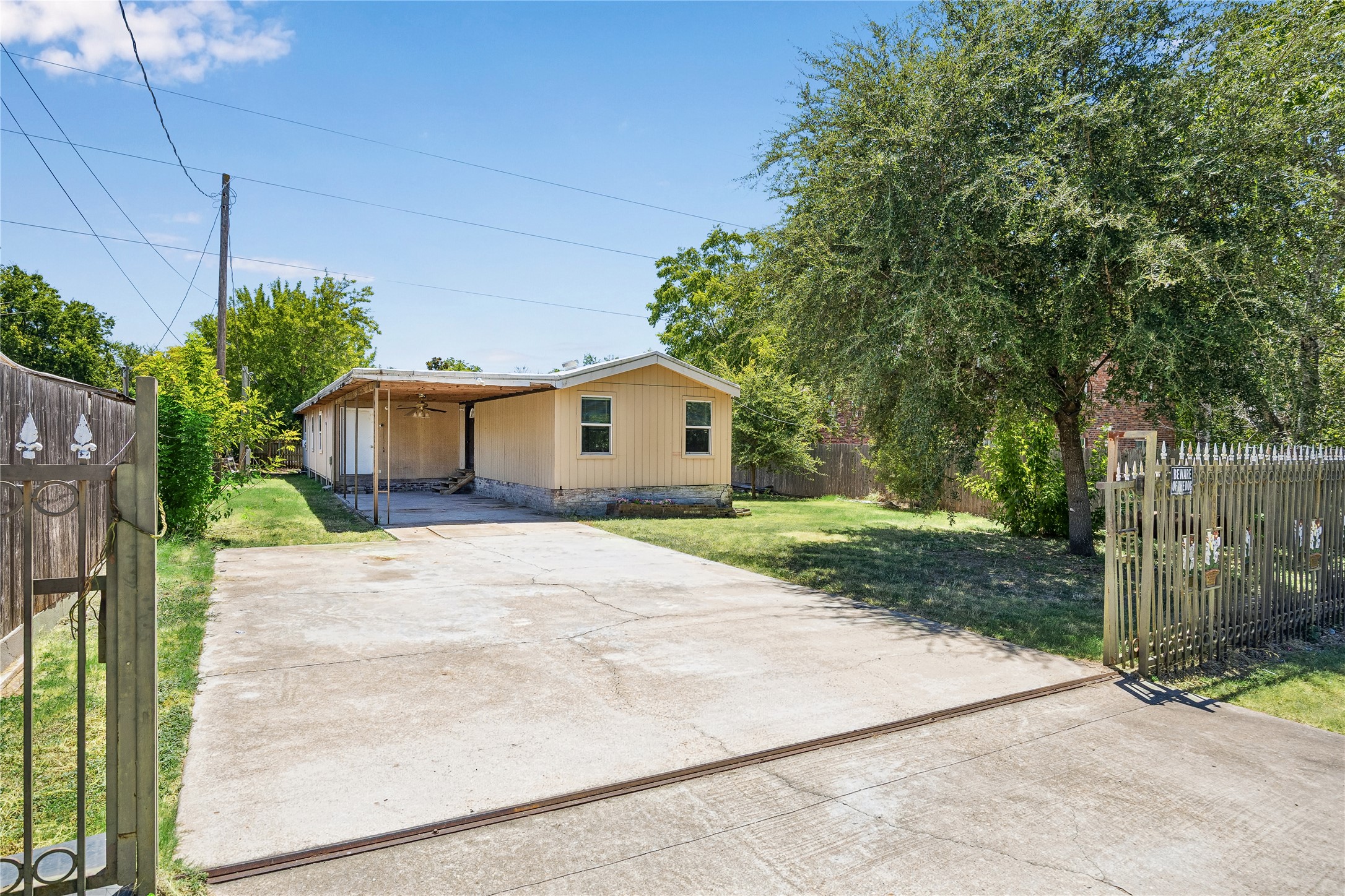 main property photo 1
