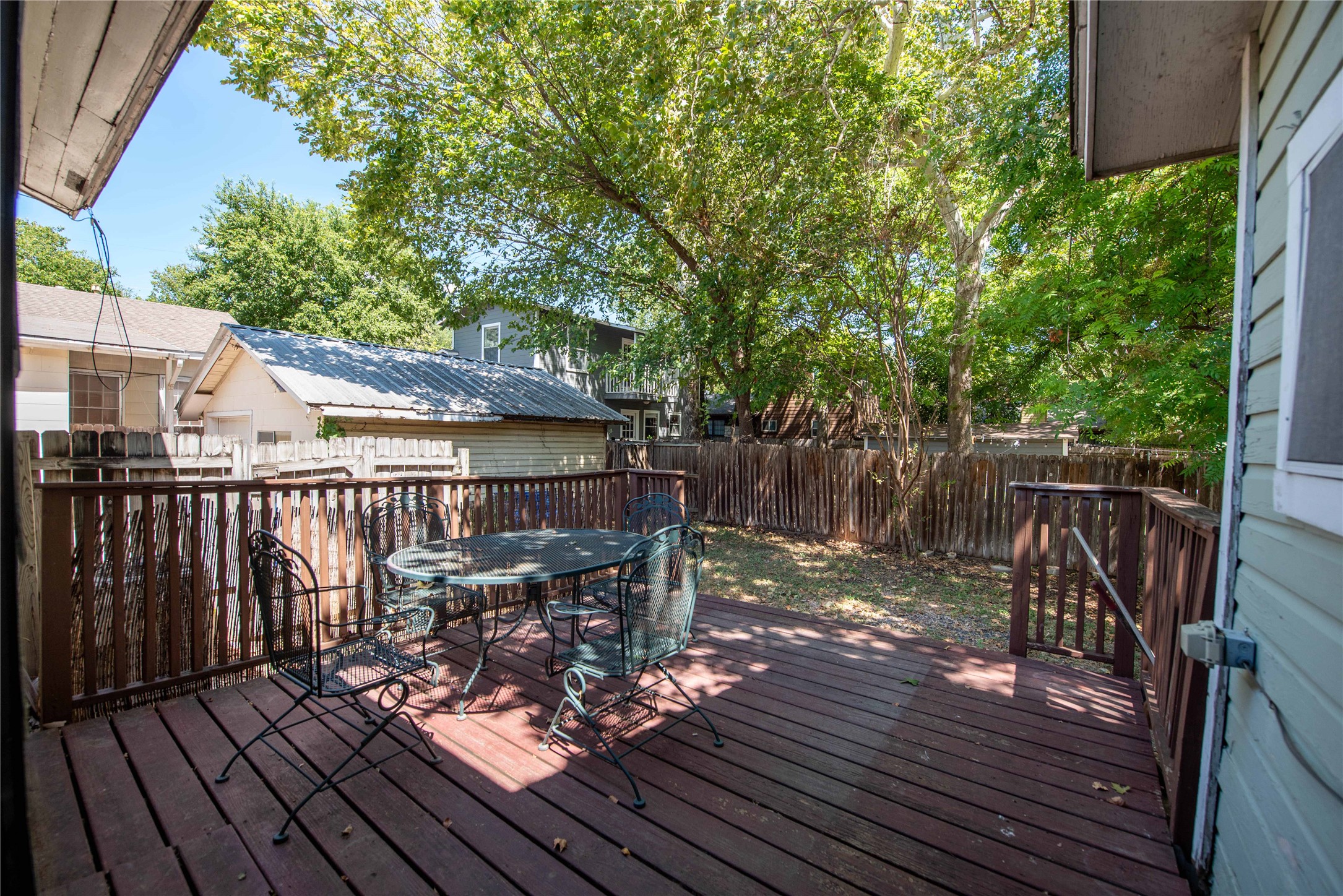 main property photo 20