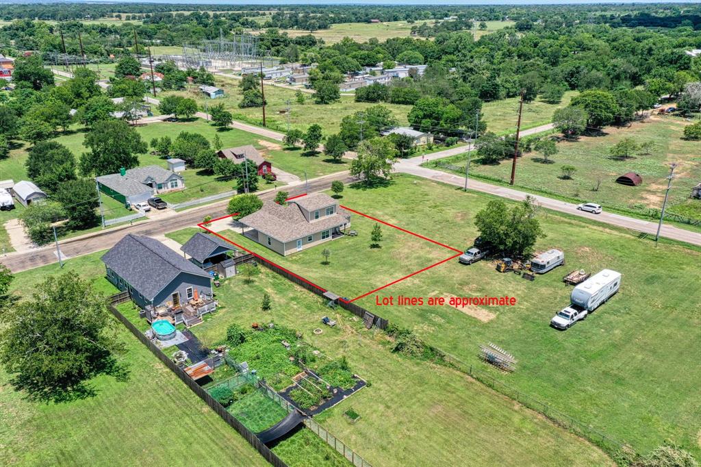 main property photo 24