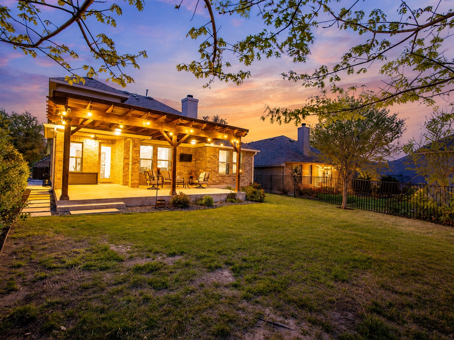 main property photo 39