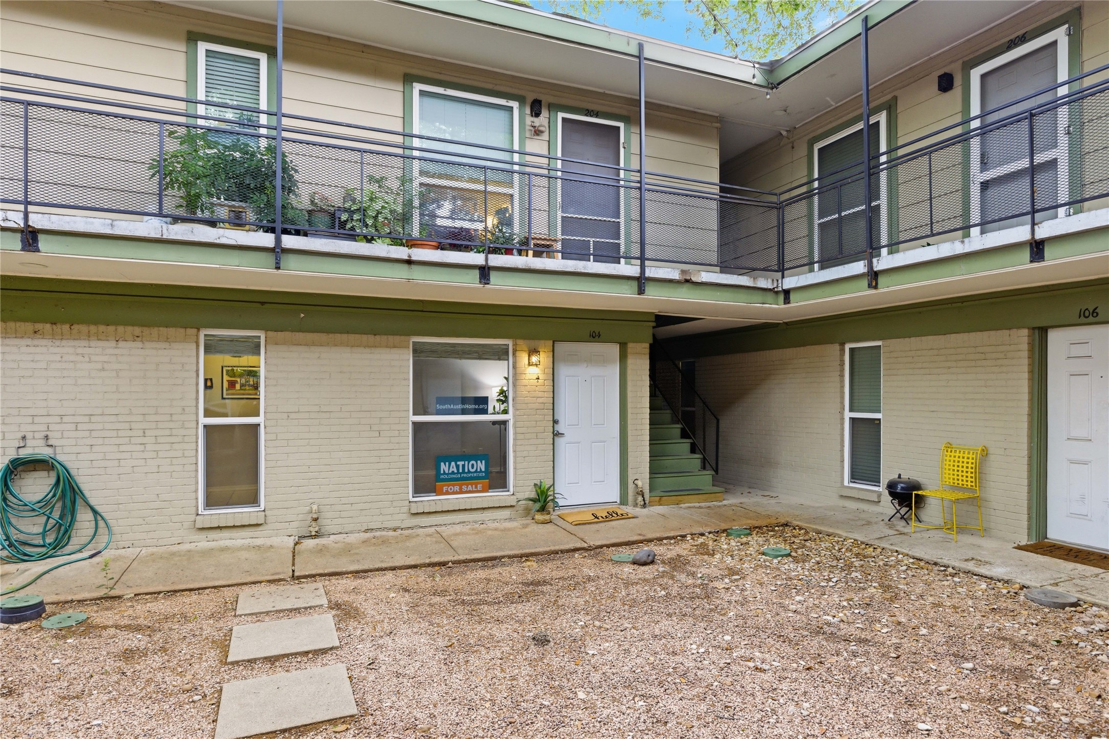 main property photo 18