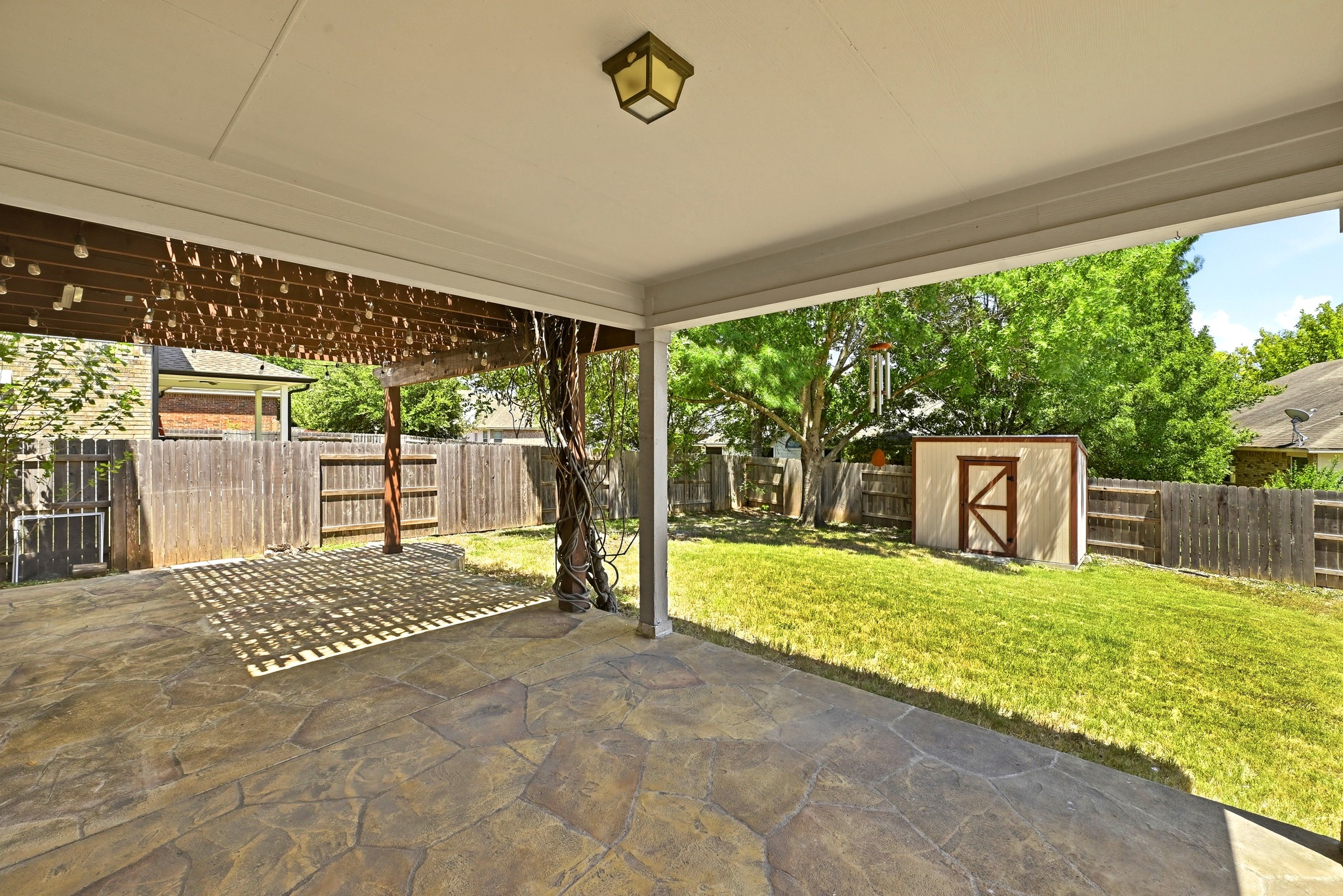 main property photo 27