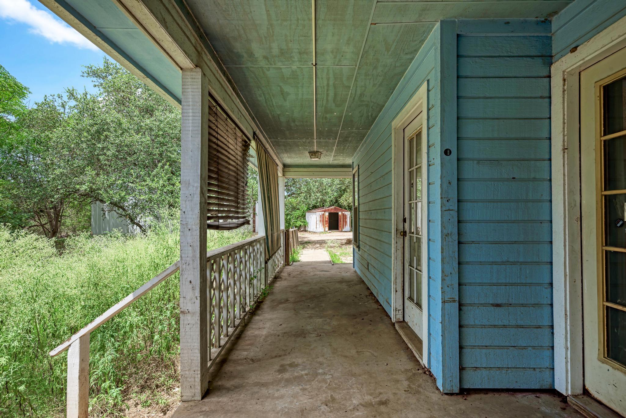 main property photo 11