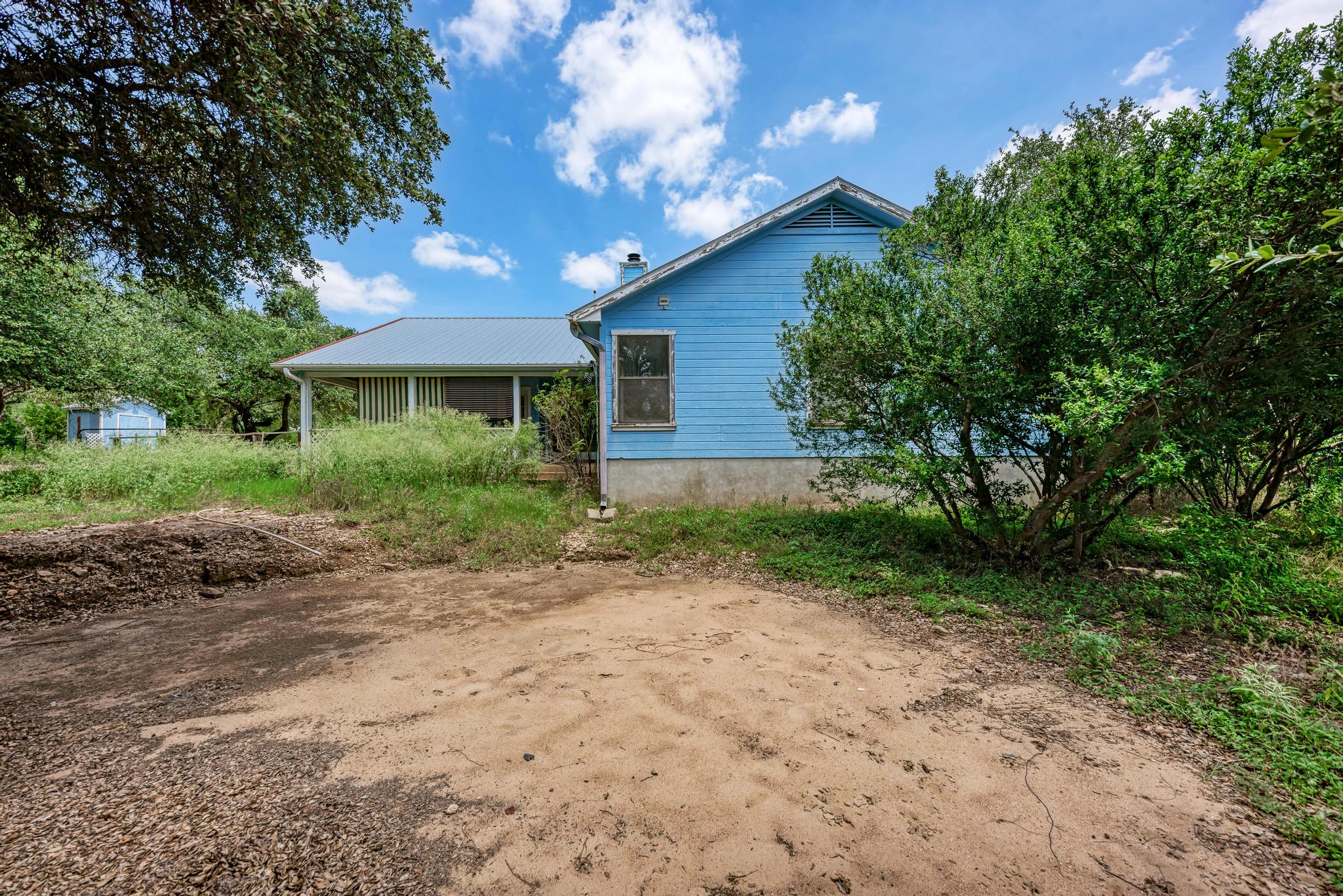 main property photo 12