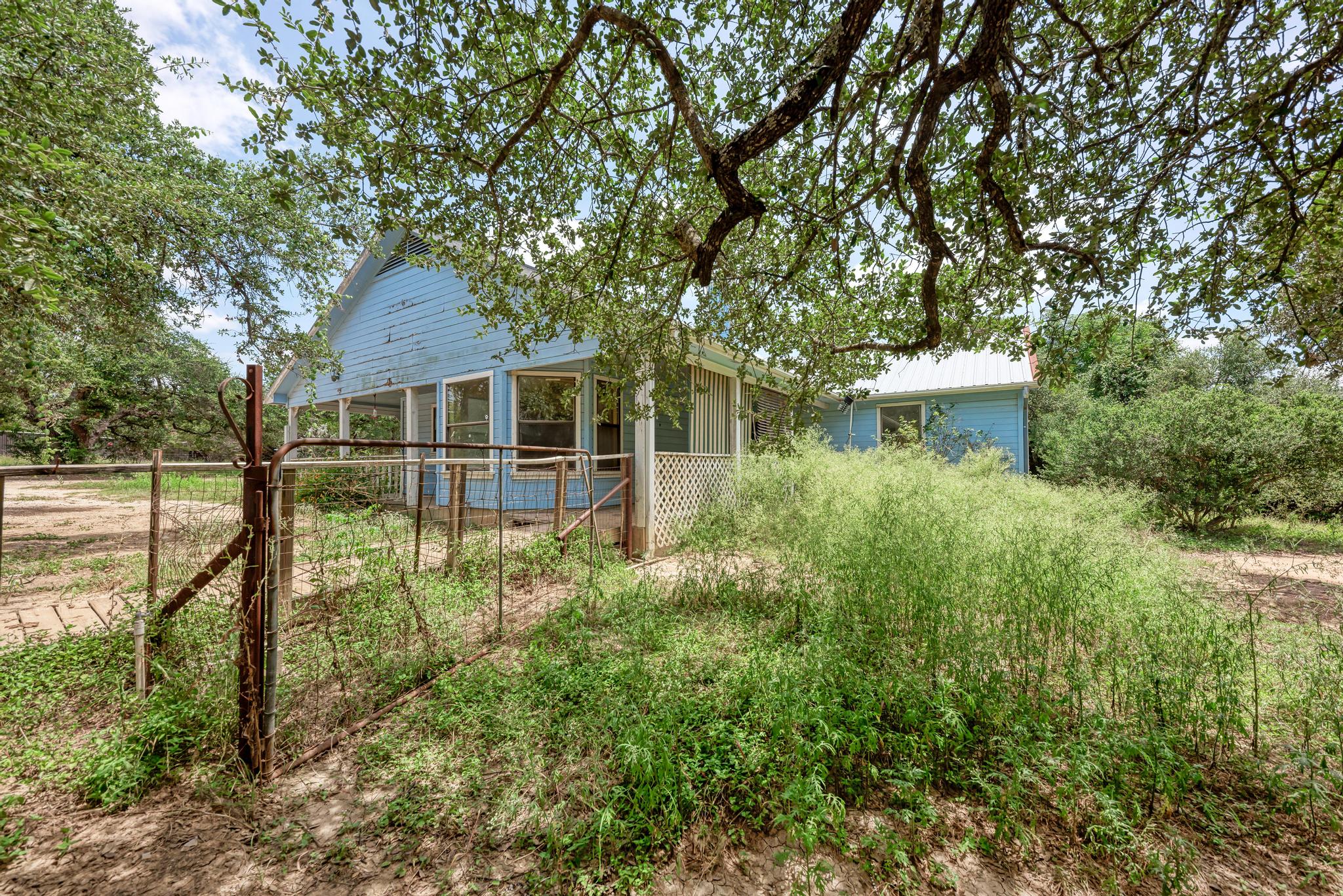 main property photo 16