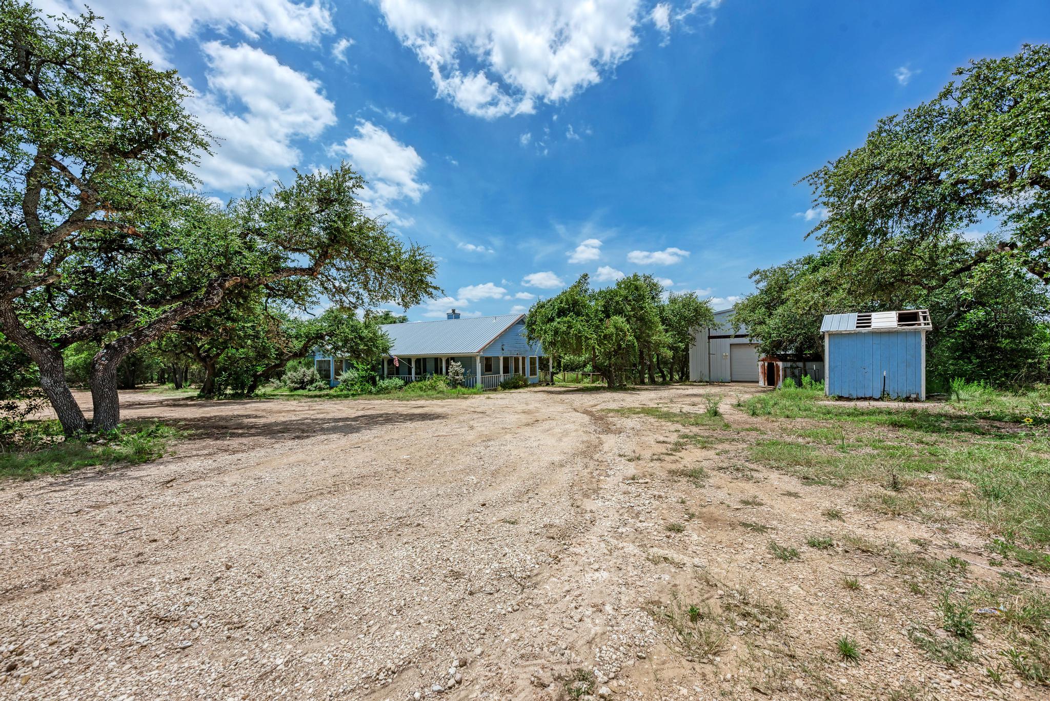 main property photo 7