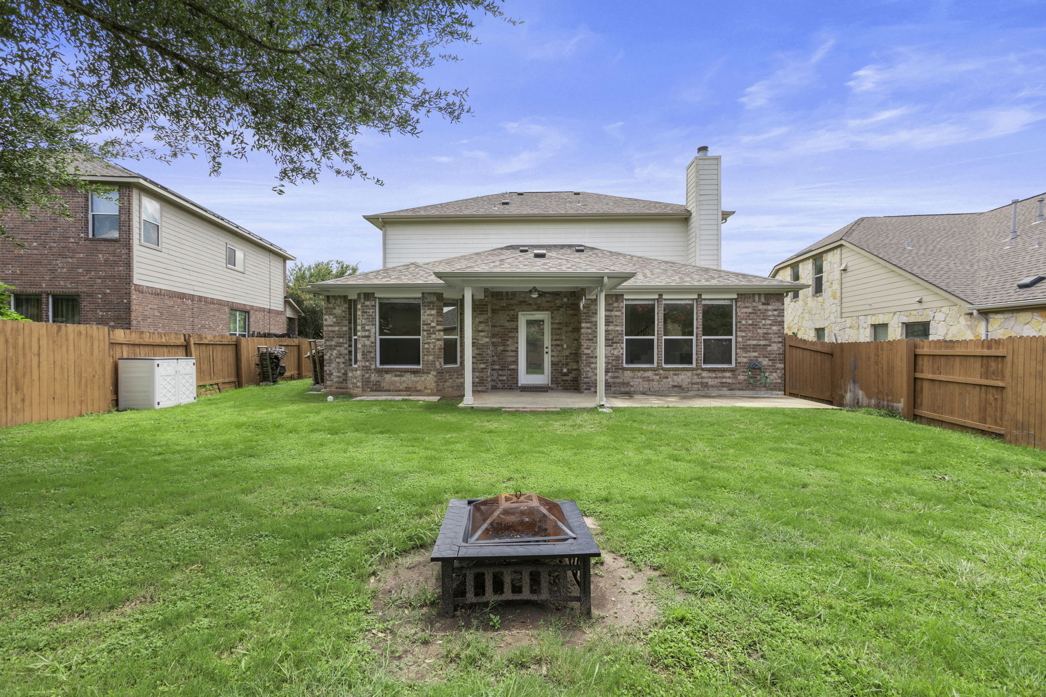 main property photo 27