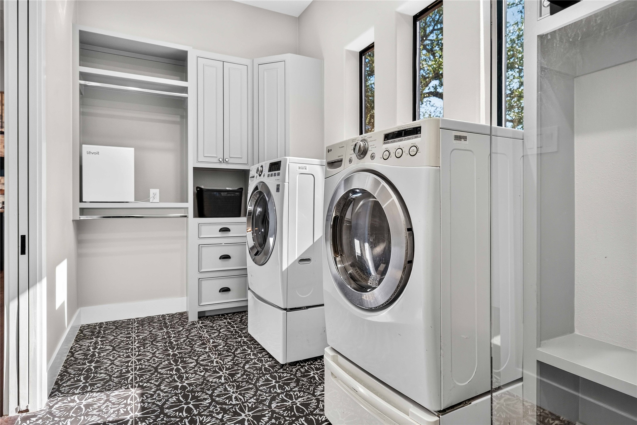 main property photo 26