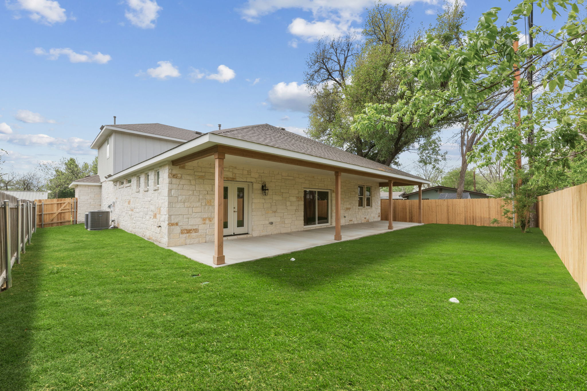 main property photo 36