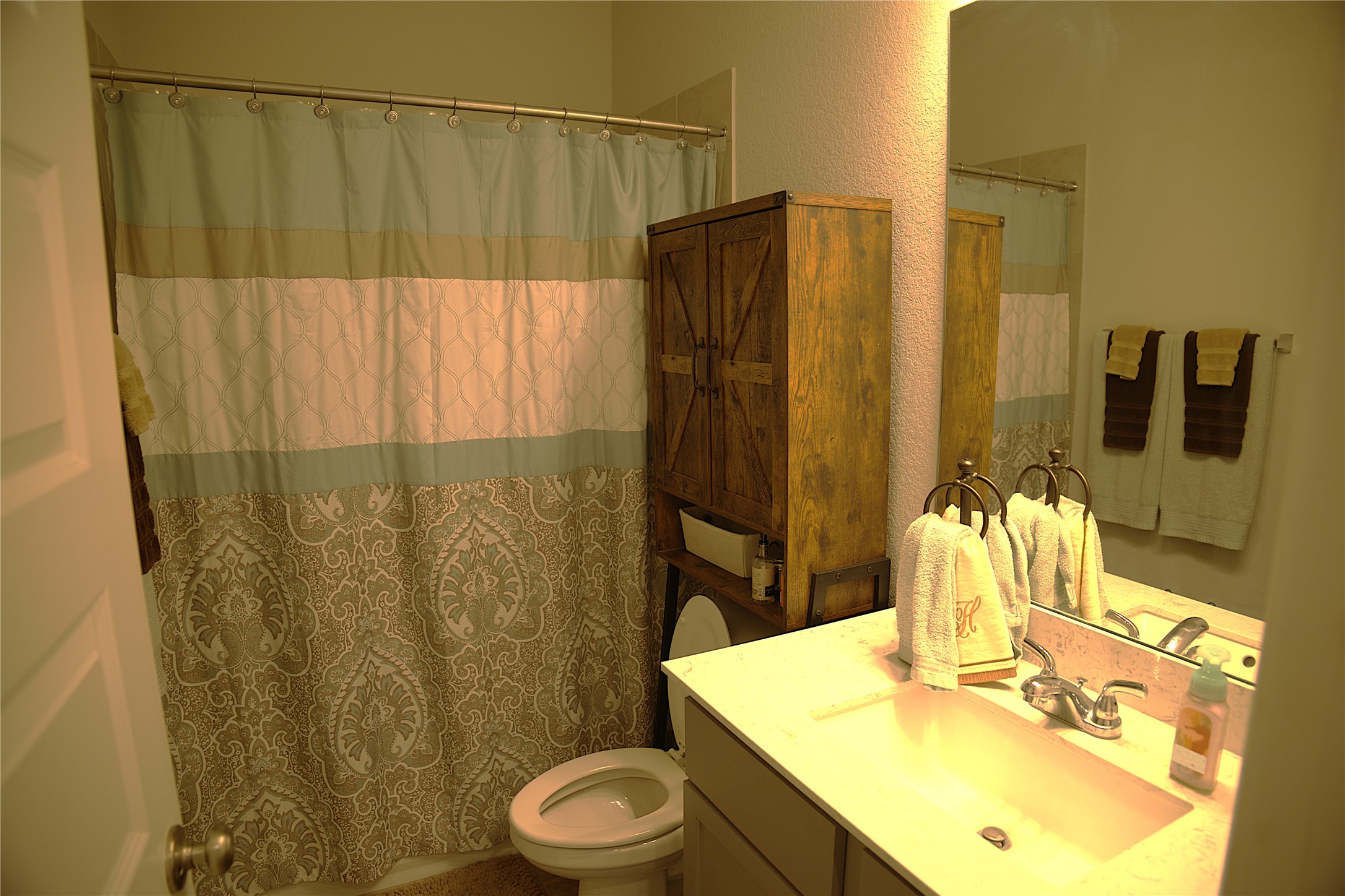 main property photo 9