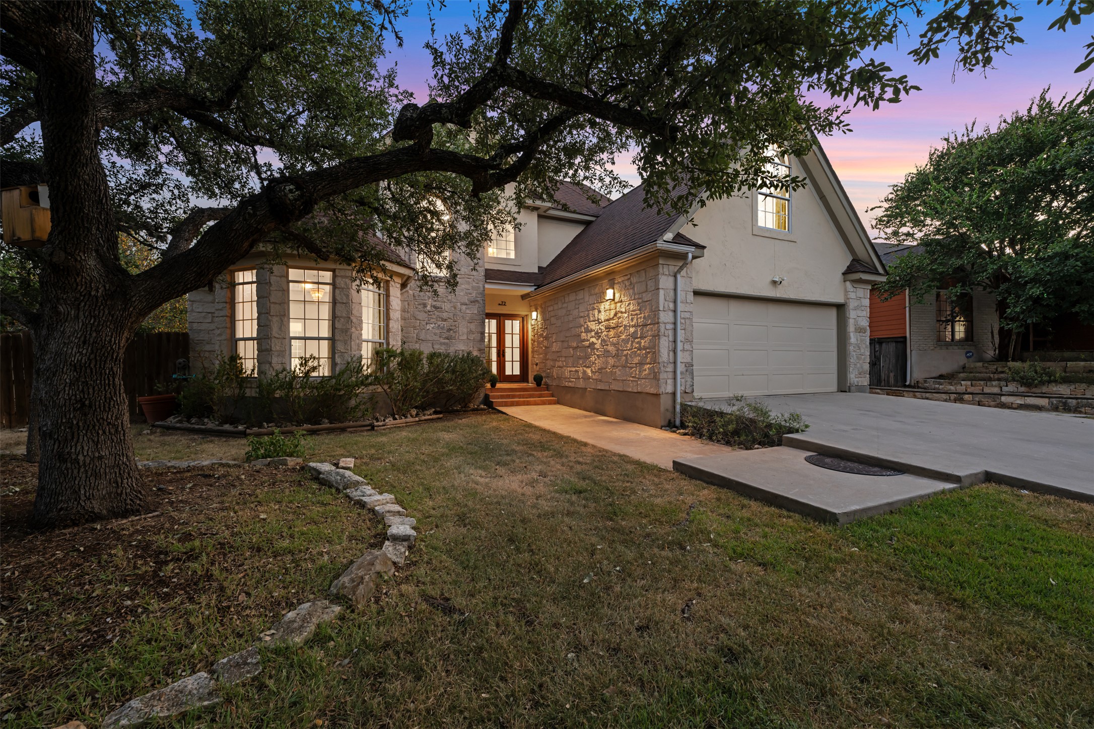 main property photo 30