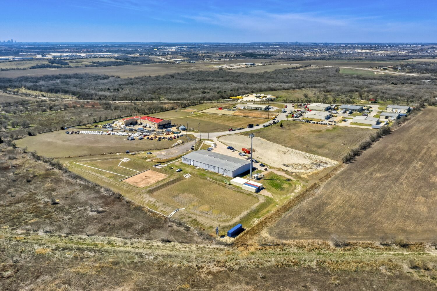main property photo 10