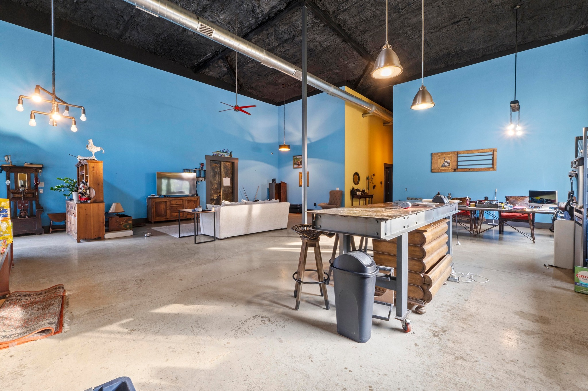 main property photo 14