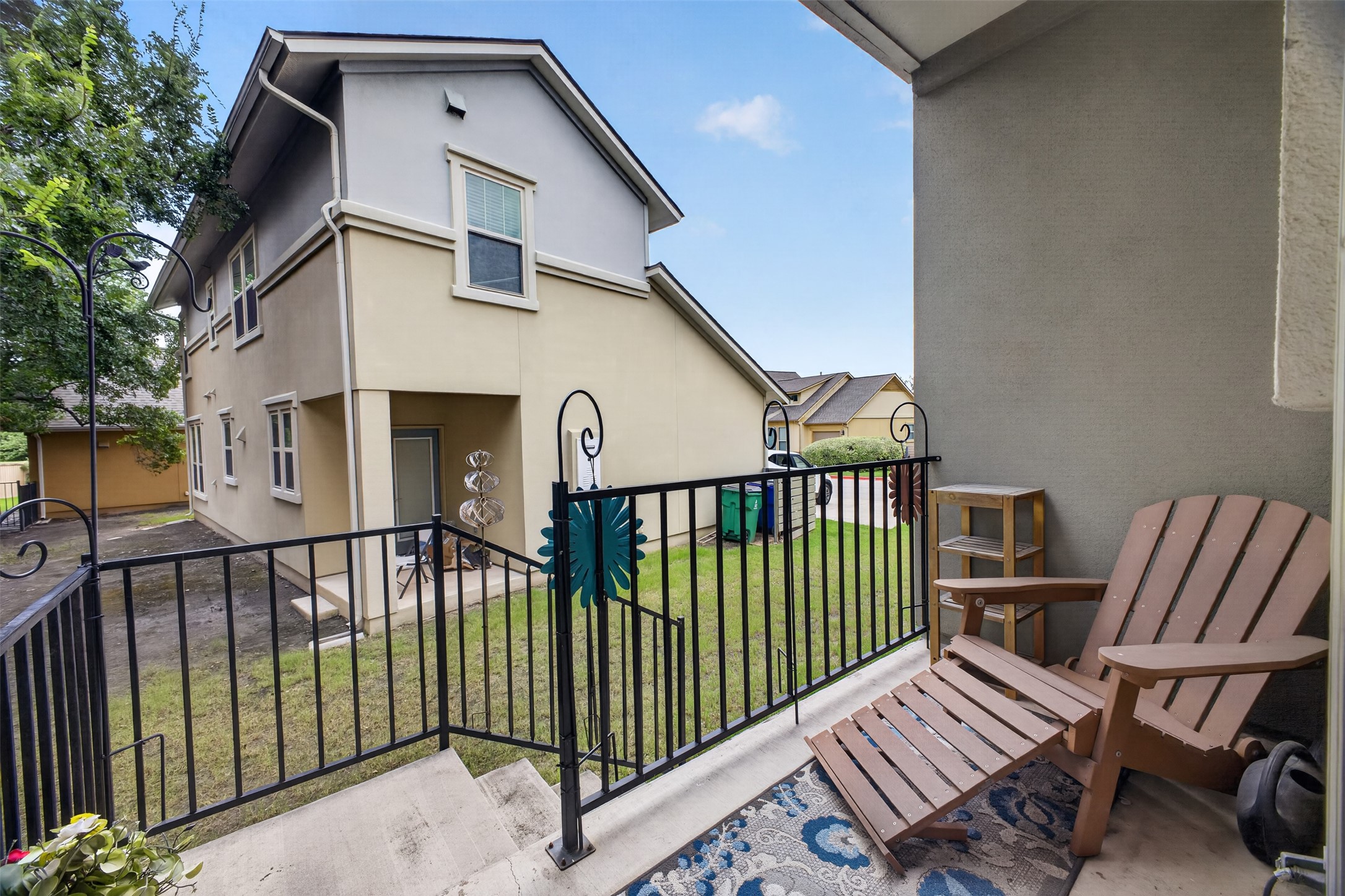 main property photo 29