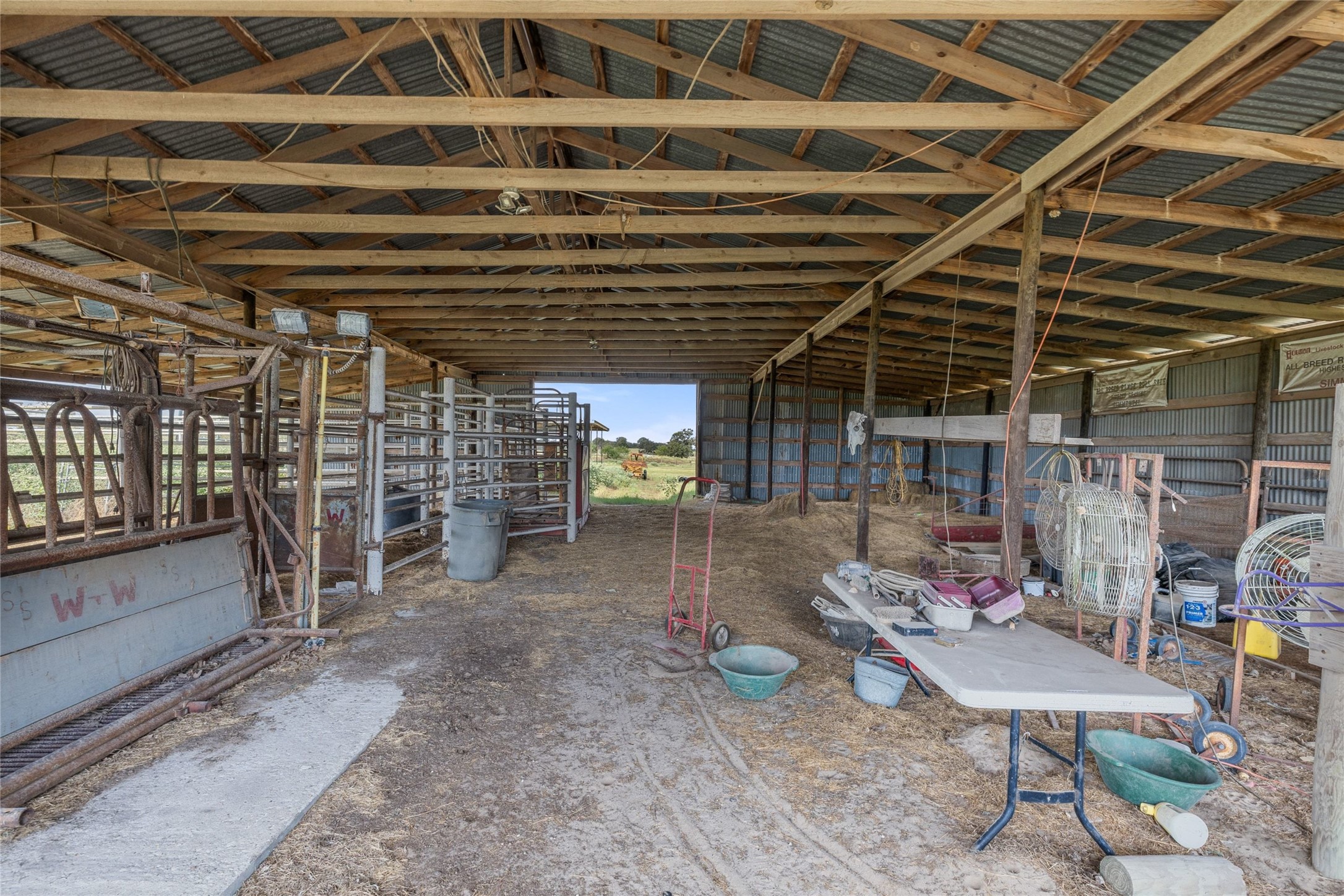 main property photo 24