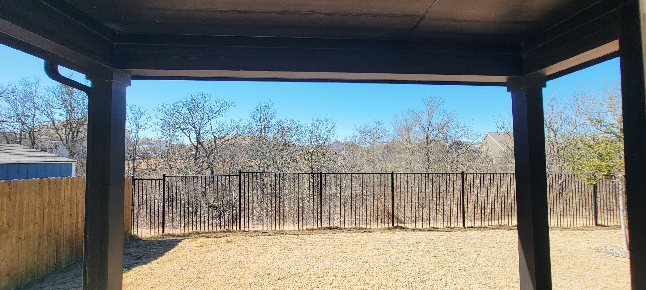 main property photo 9