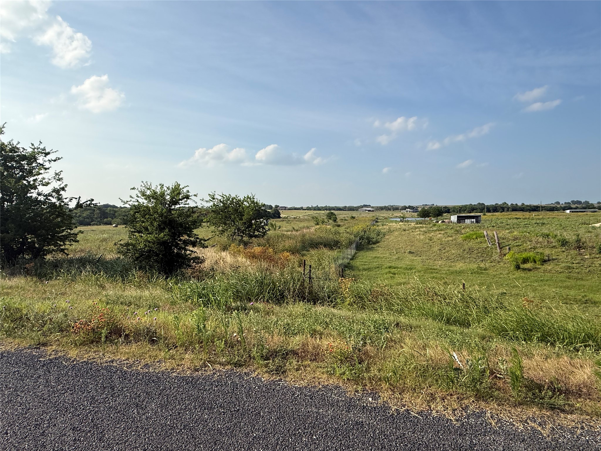 main property photo 16