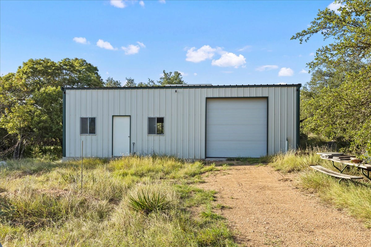 main property photo 27