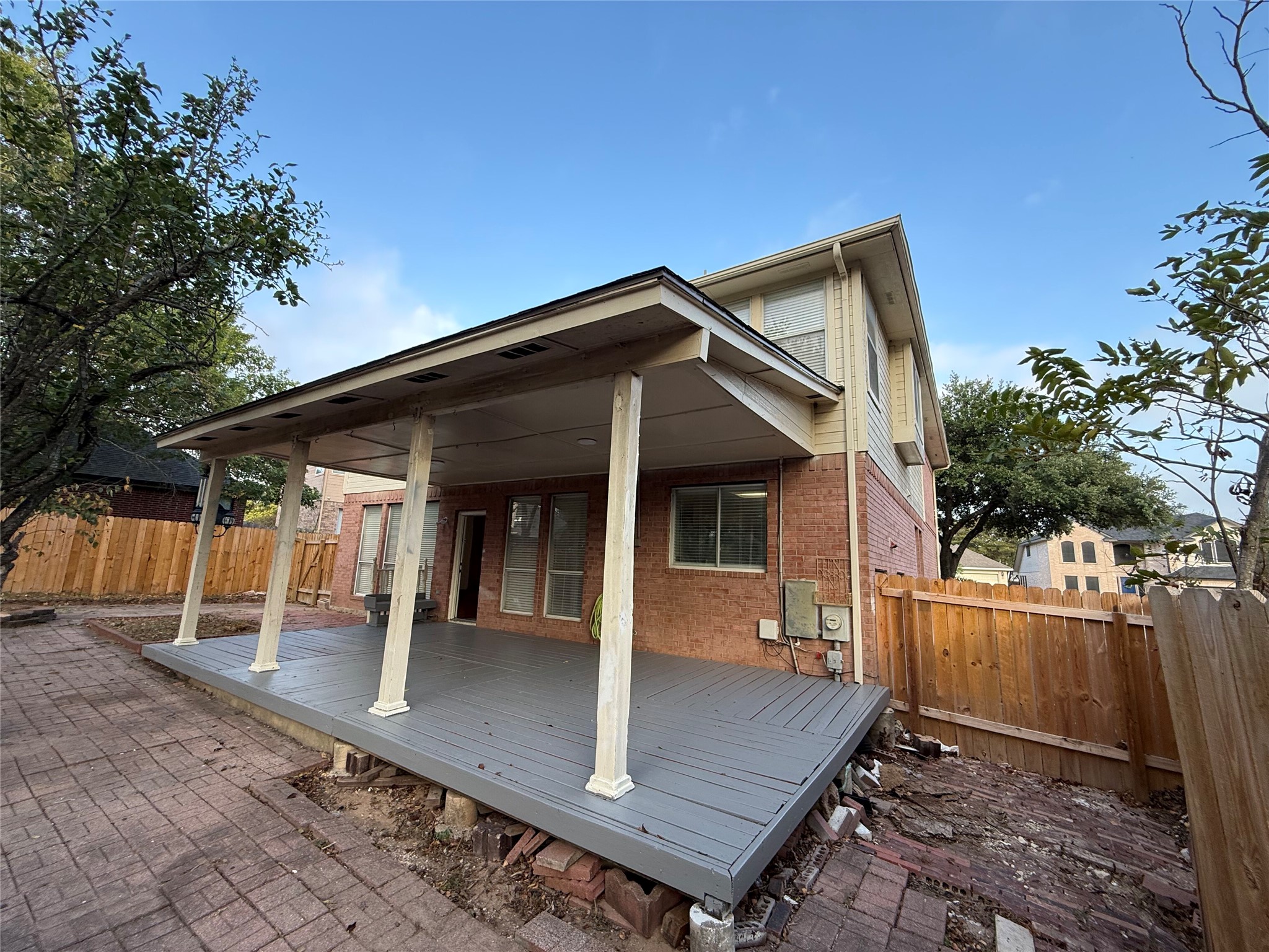 main property photo 14