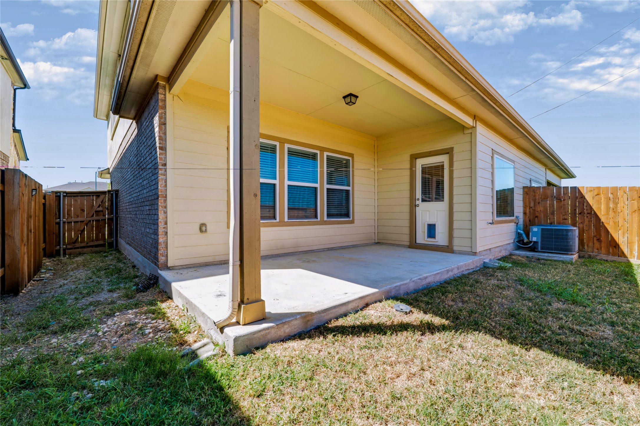 main property photo 19
