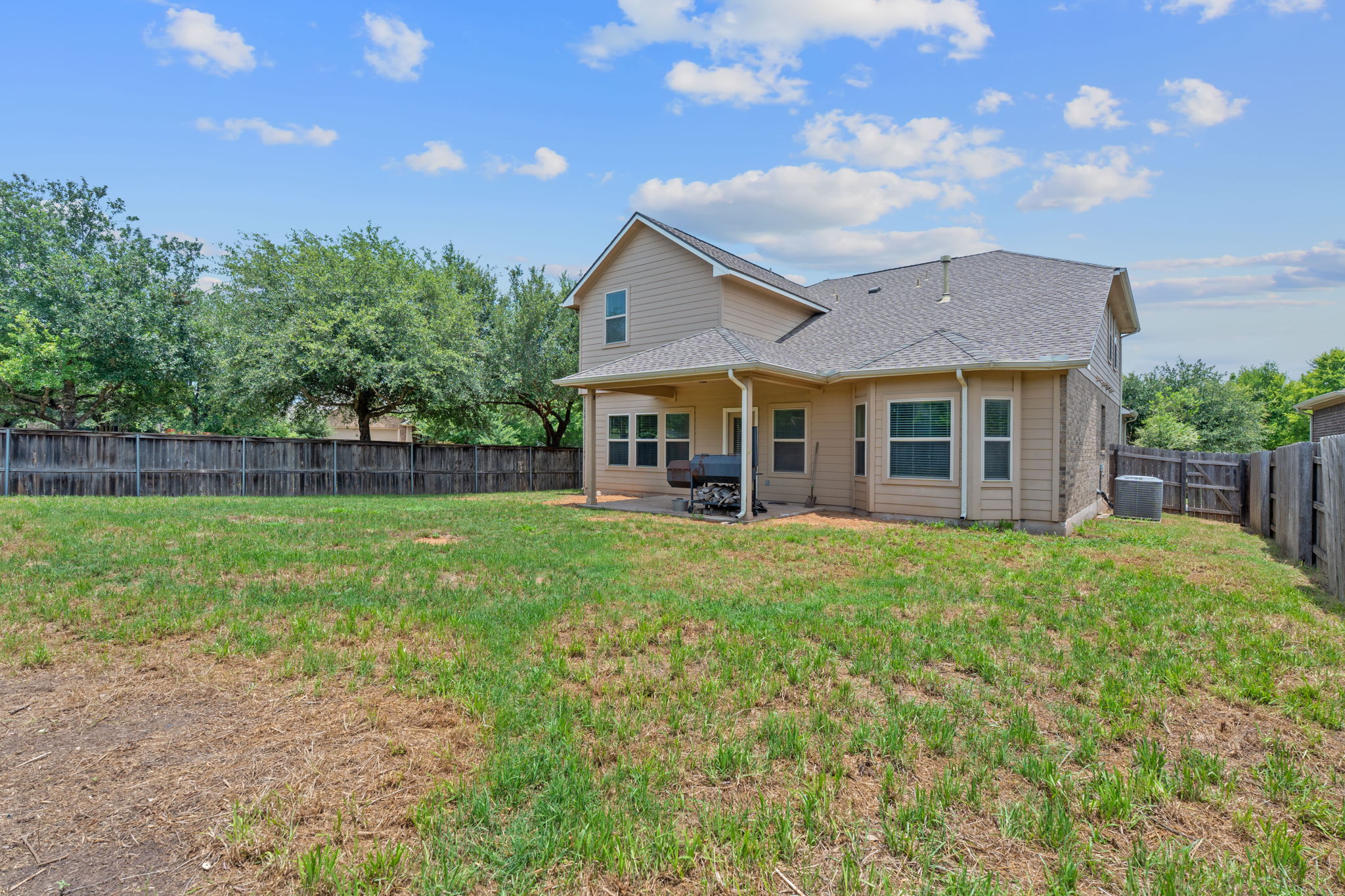 main property photo 32