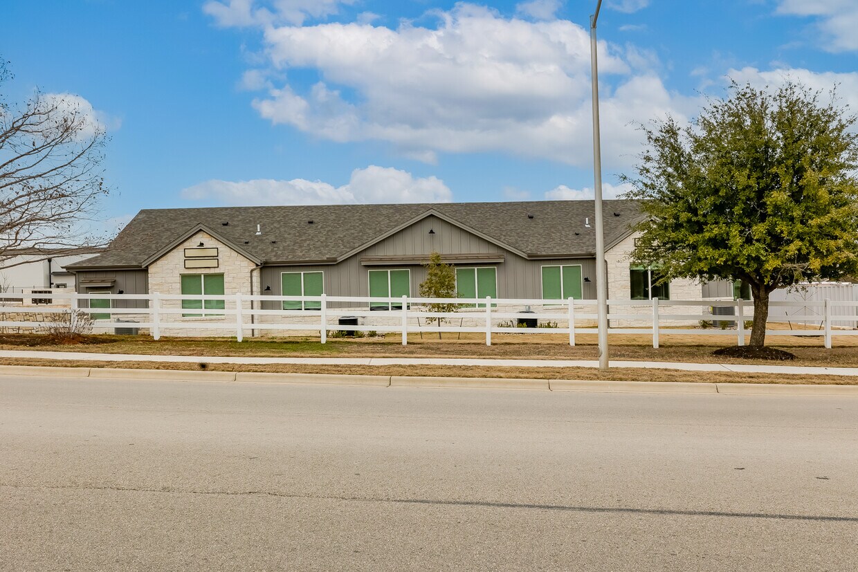main property photo 21