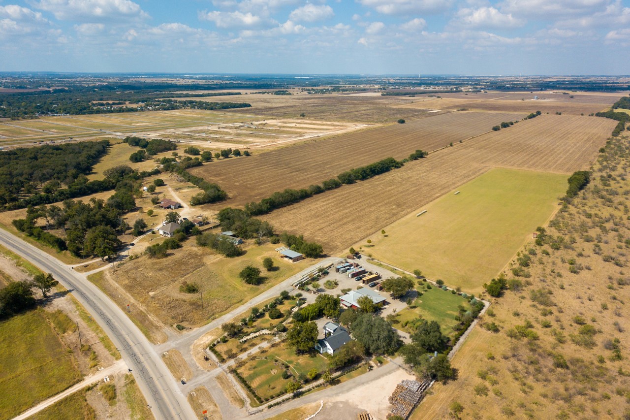 main property photo 6
